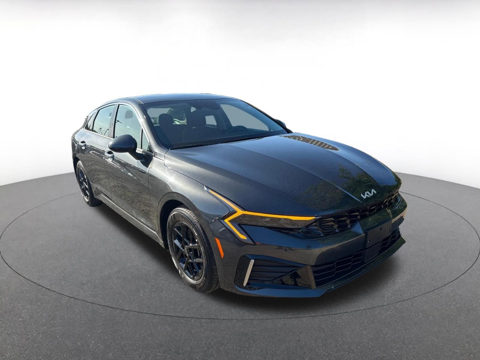 Thumbnail: 2025 Kia K5 - 1