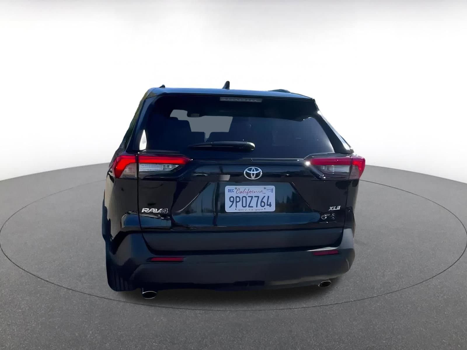 Thumbnail: 2025 Toyota RAV4 - 12