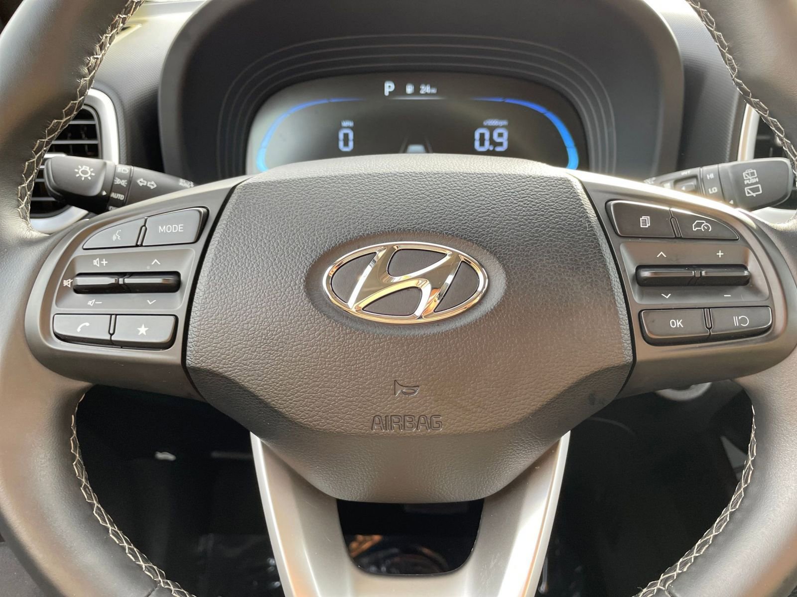 Thumbnail: 2025 Hyundai Venue - 27