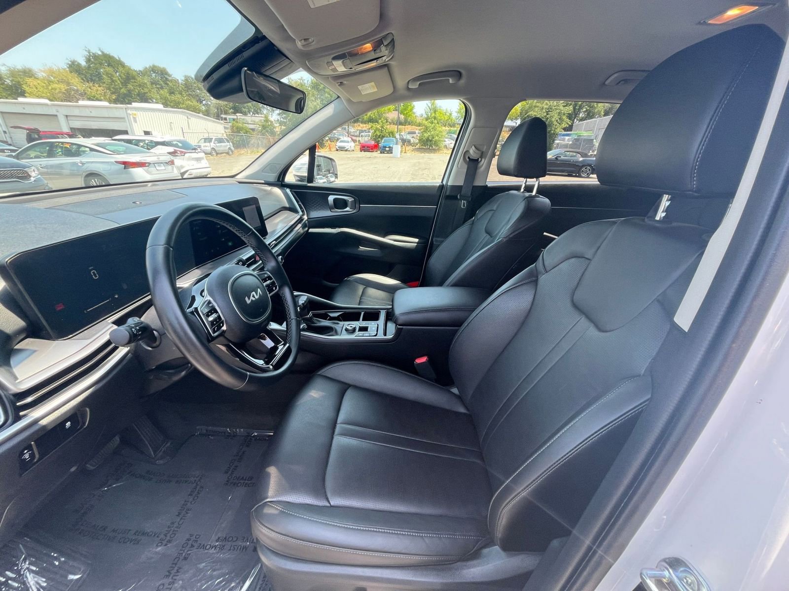2024 Kia Sorento S 27