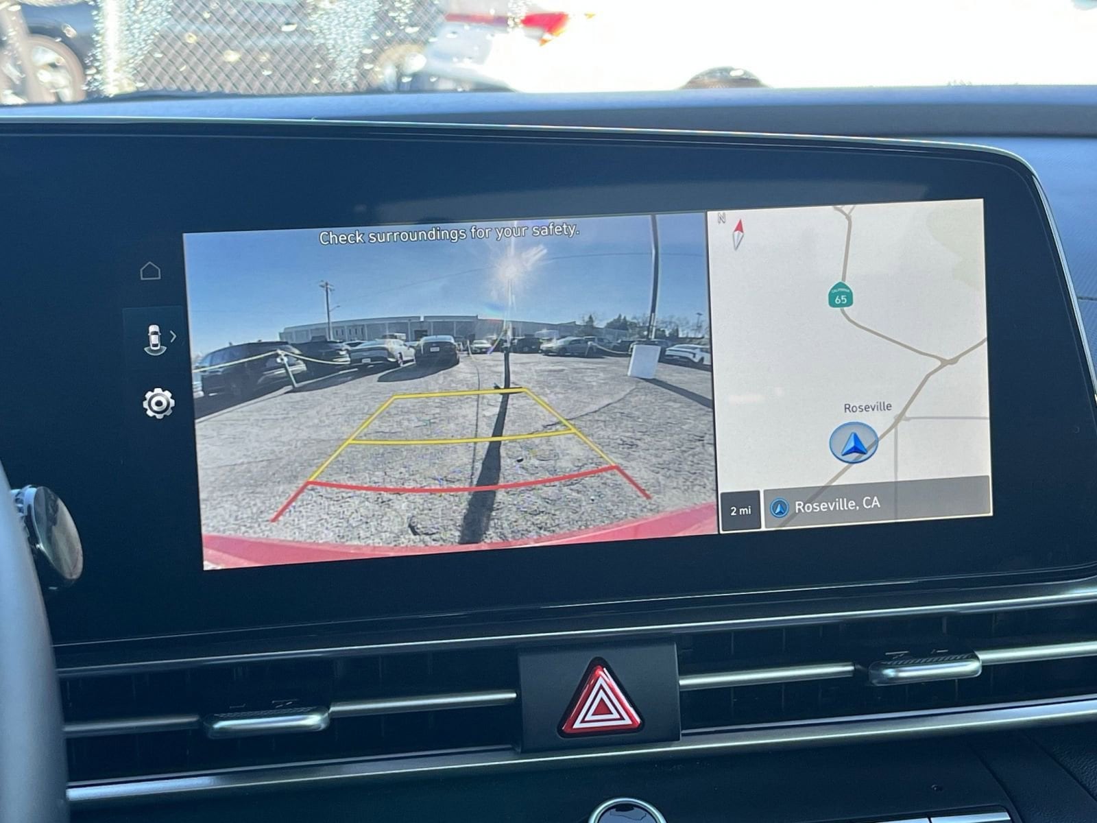 Thumbnail: 2025 Hyundai Elantra - 17