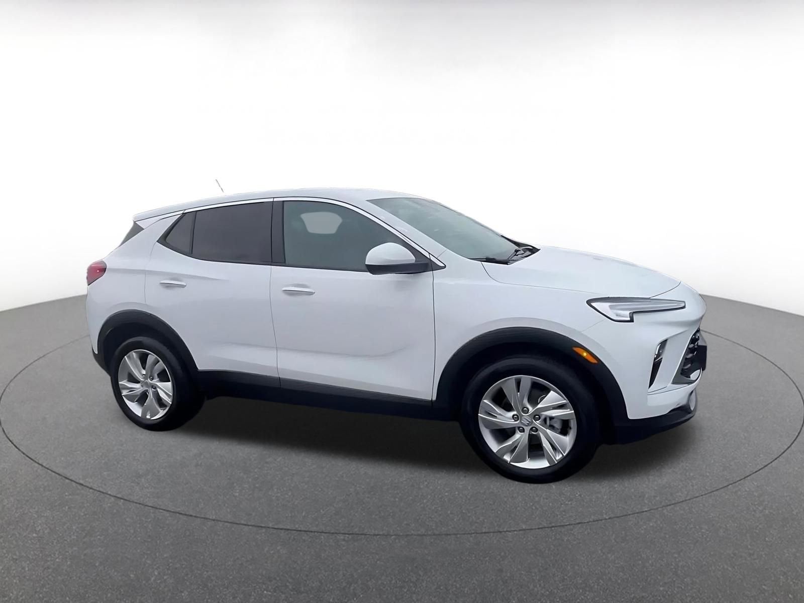 Thumbnail: 2025 Buick Encore GX - 2