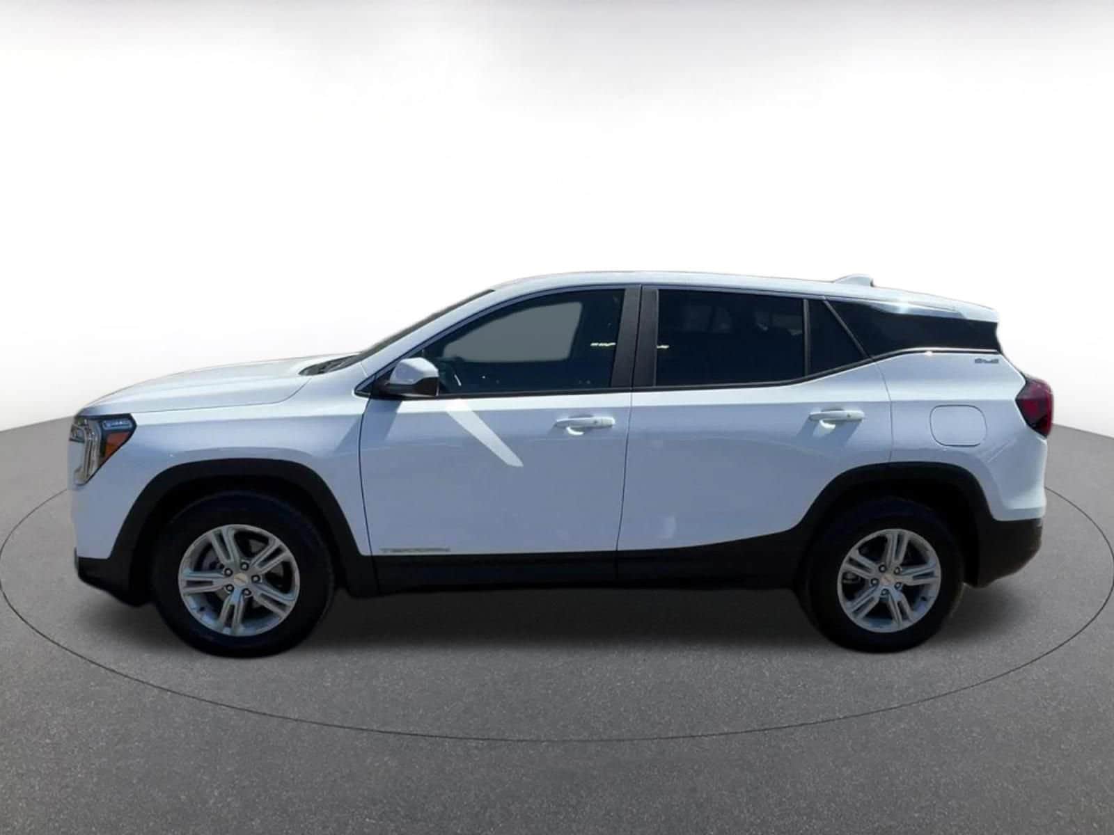 Thumbnail: 2024 GMC Terrain - 8