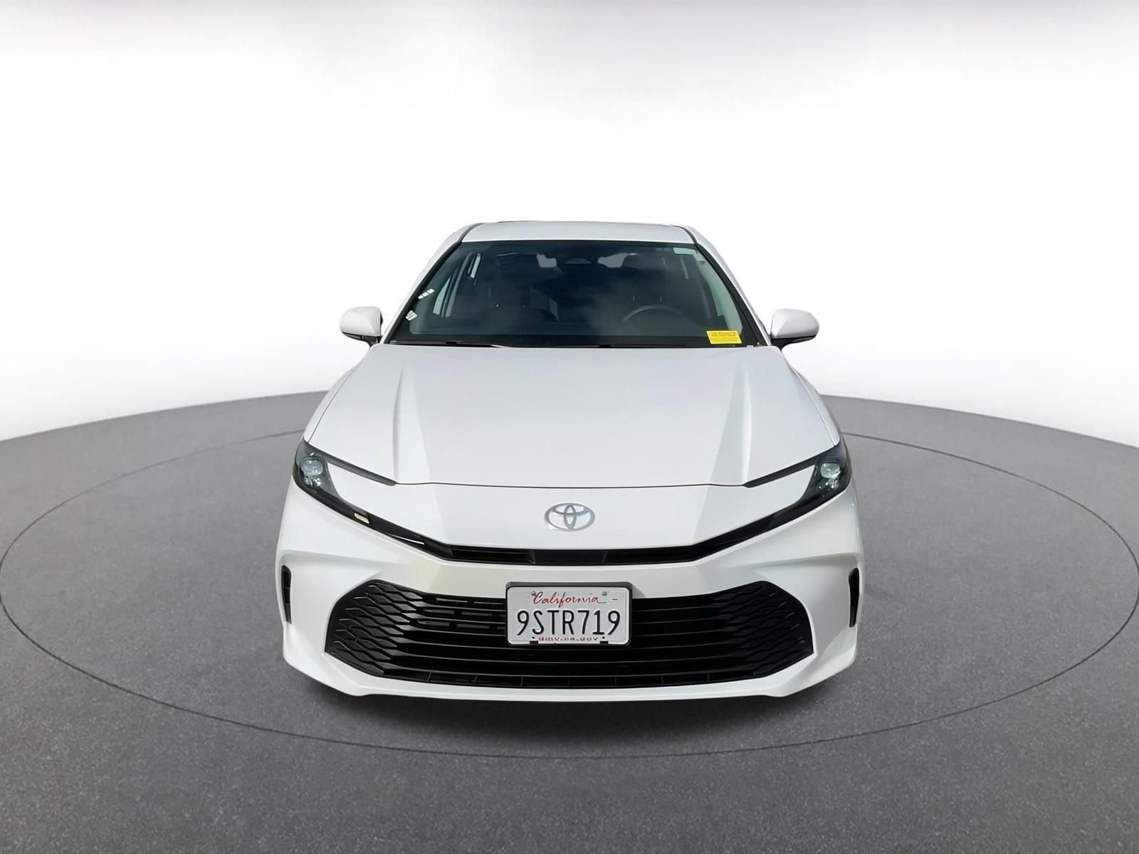 Thumbnail: 2025 Toyota Camry - 4