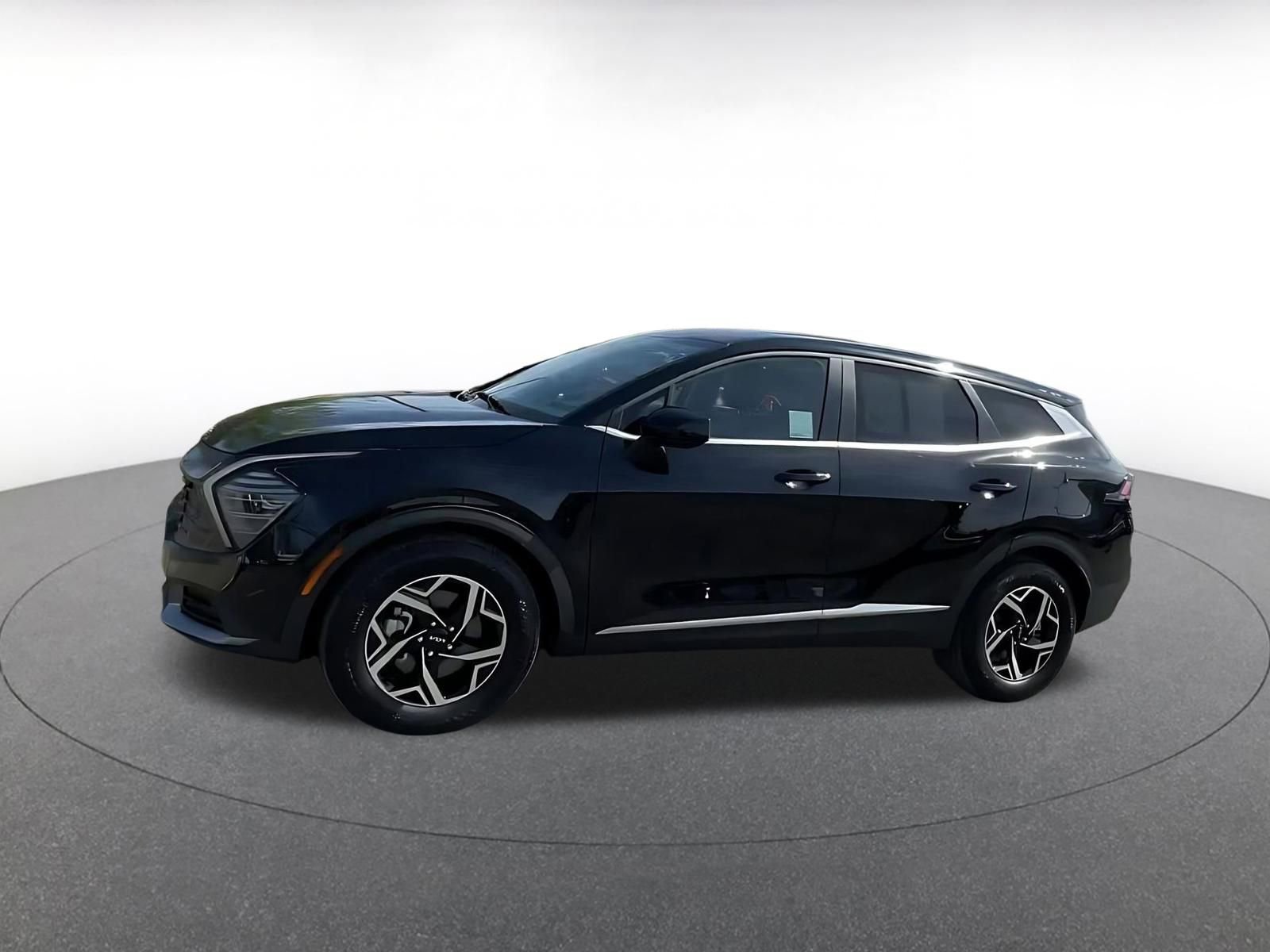 Thumbnail: 2025 Kia Sportage - 8