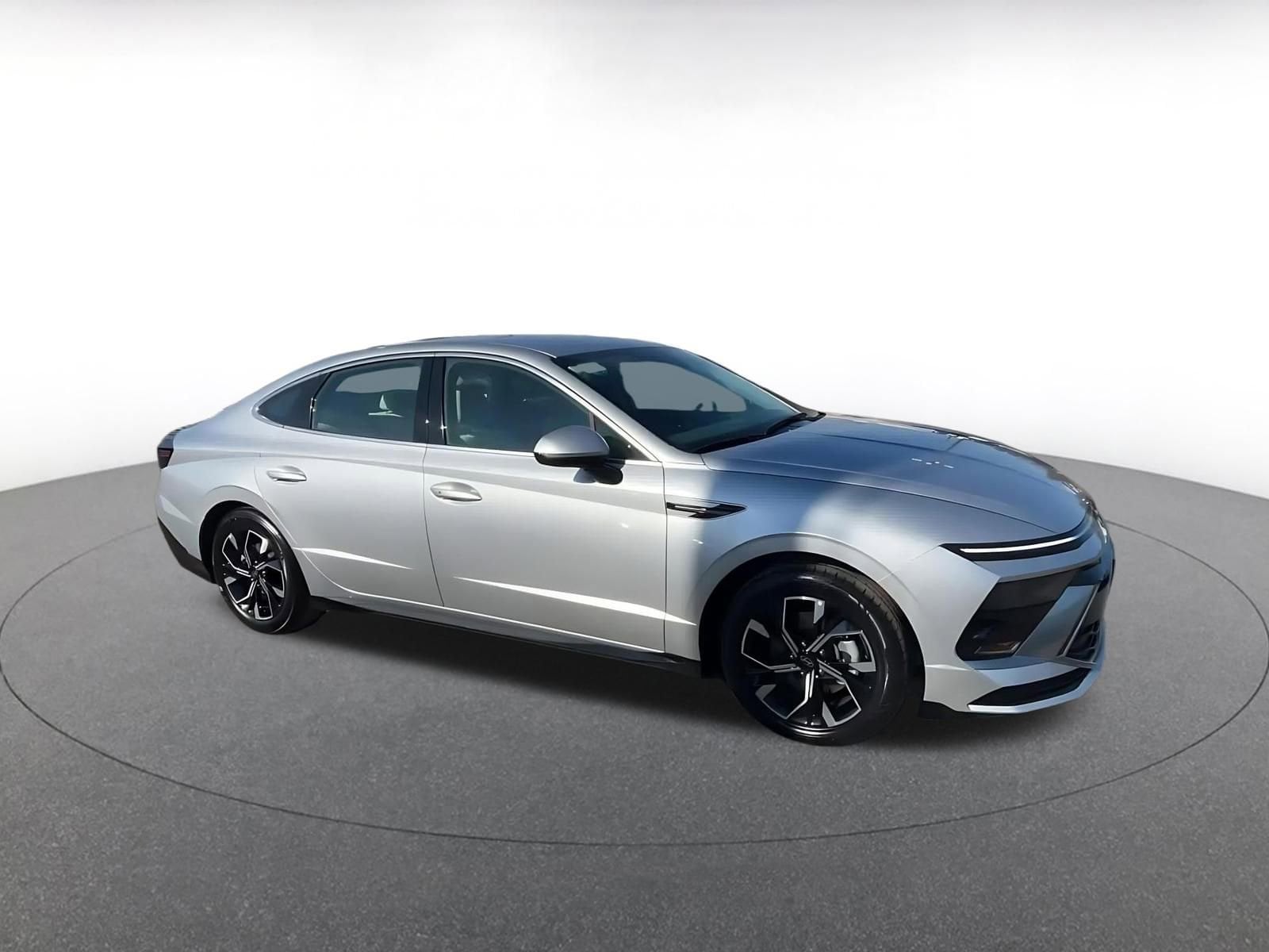 Thumbnail: 2025 Hyundai Sonata - 2