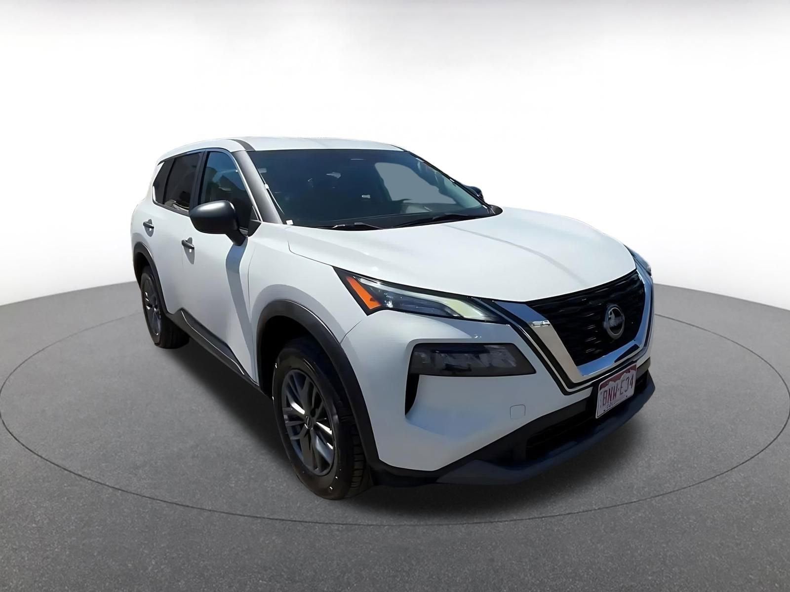 Thumbnail: 2023 Nissan Rogue - 3
