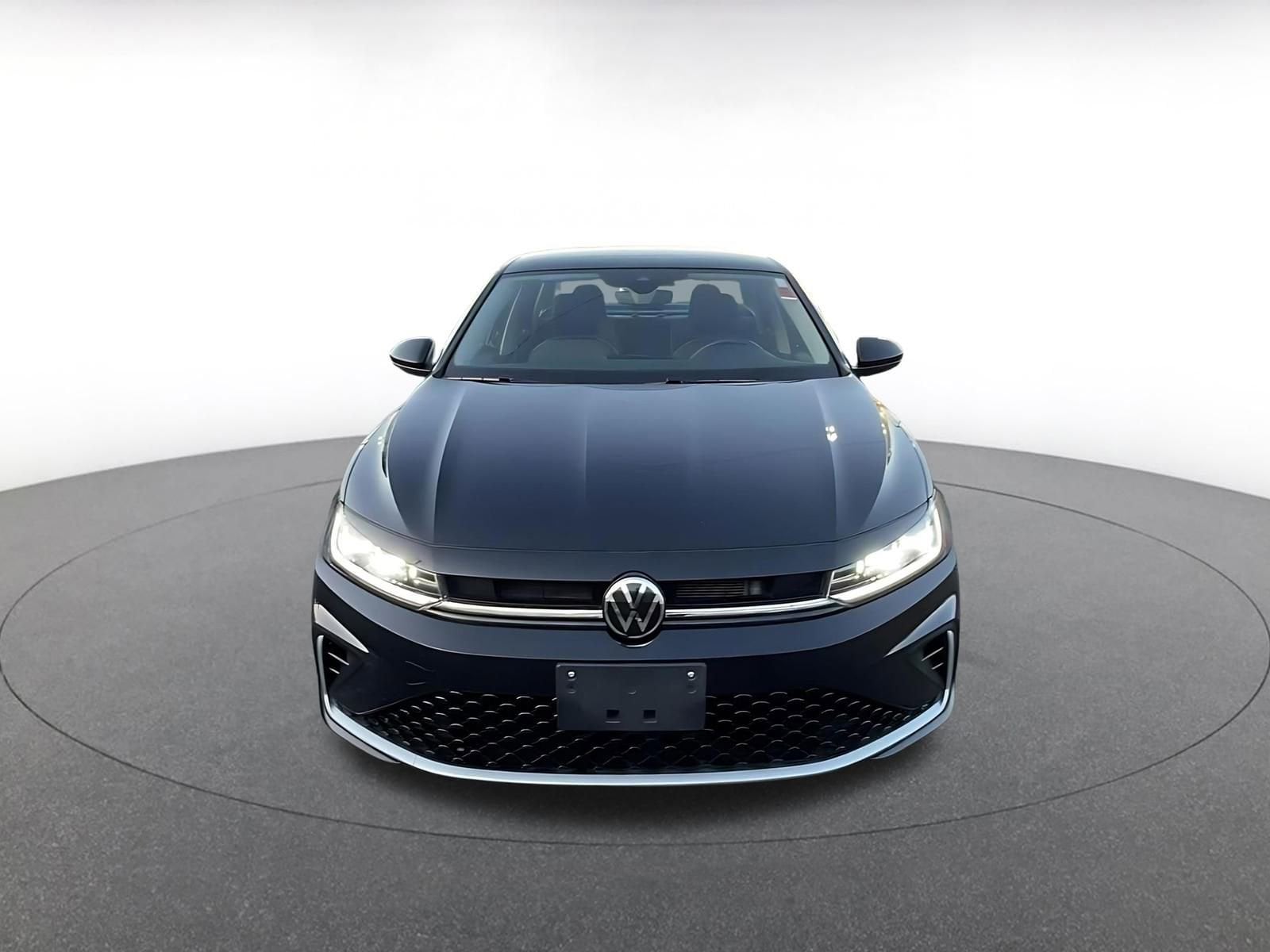 Thumbnail: 2025 Volkswagen Jetta - 4