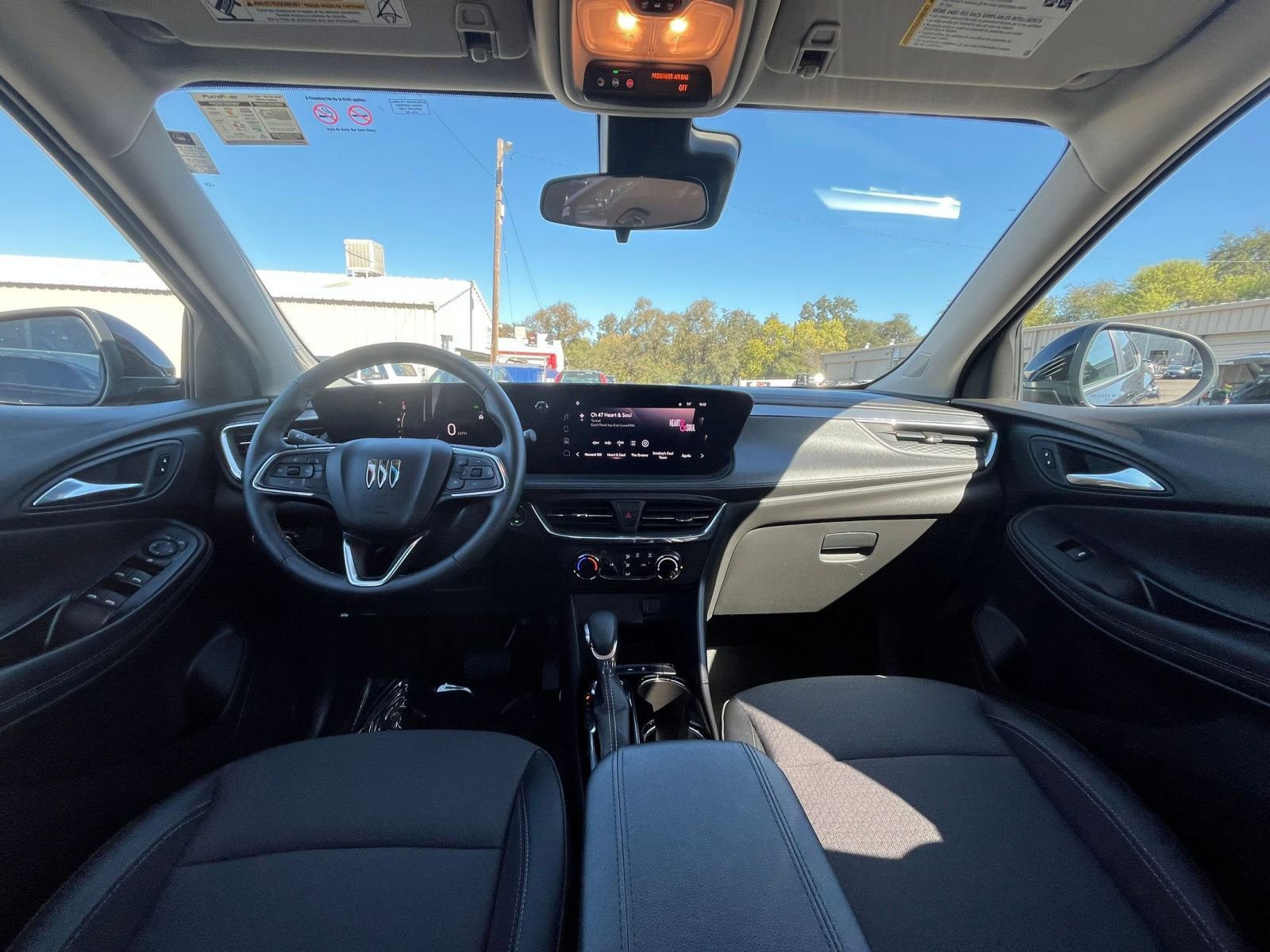 Thumbnail: 2025 Buick Encore GX - 32