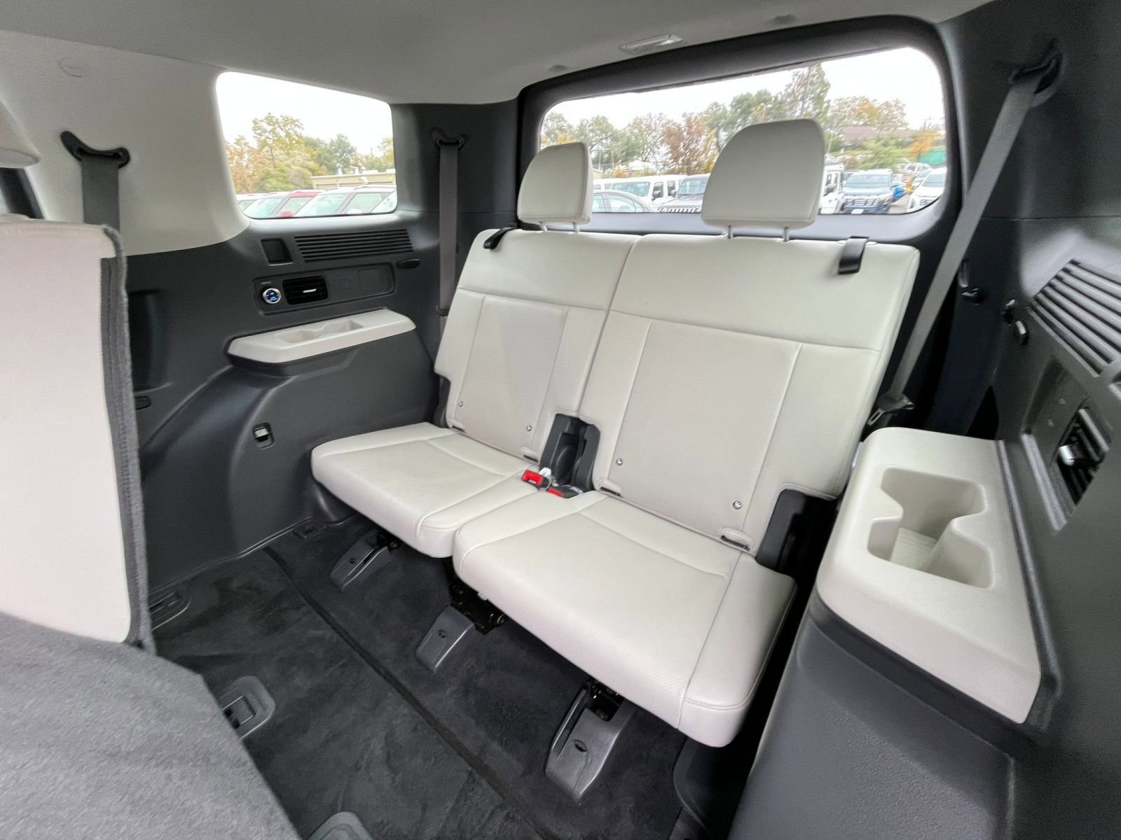 Thumbnail: 2025 Hyundai Santa Fe - 30