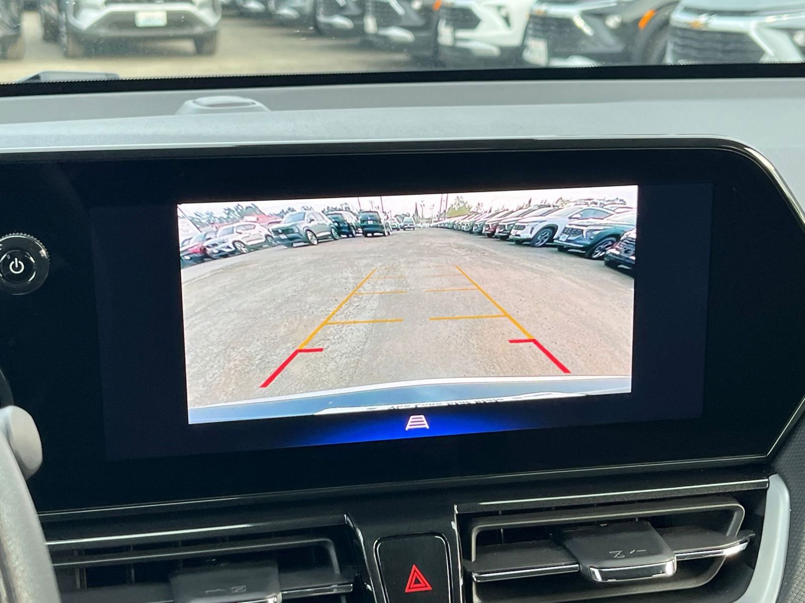 Thumbnail: 2025 Chevrolet TrailBlazer - 17