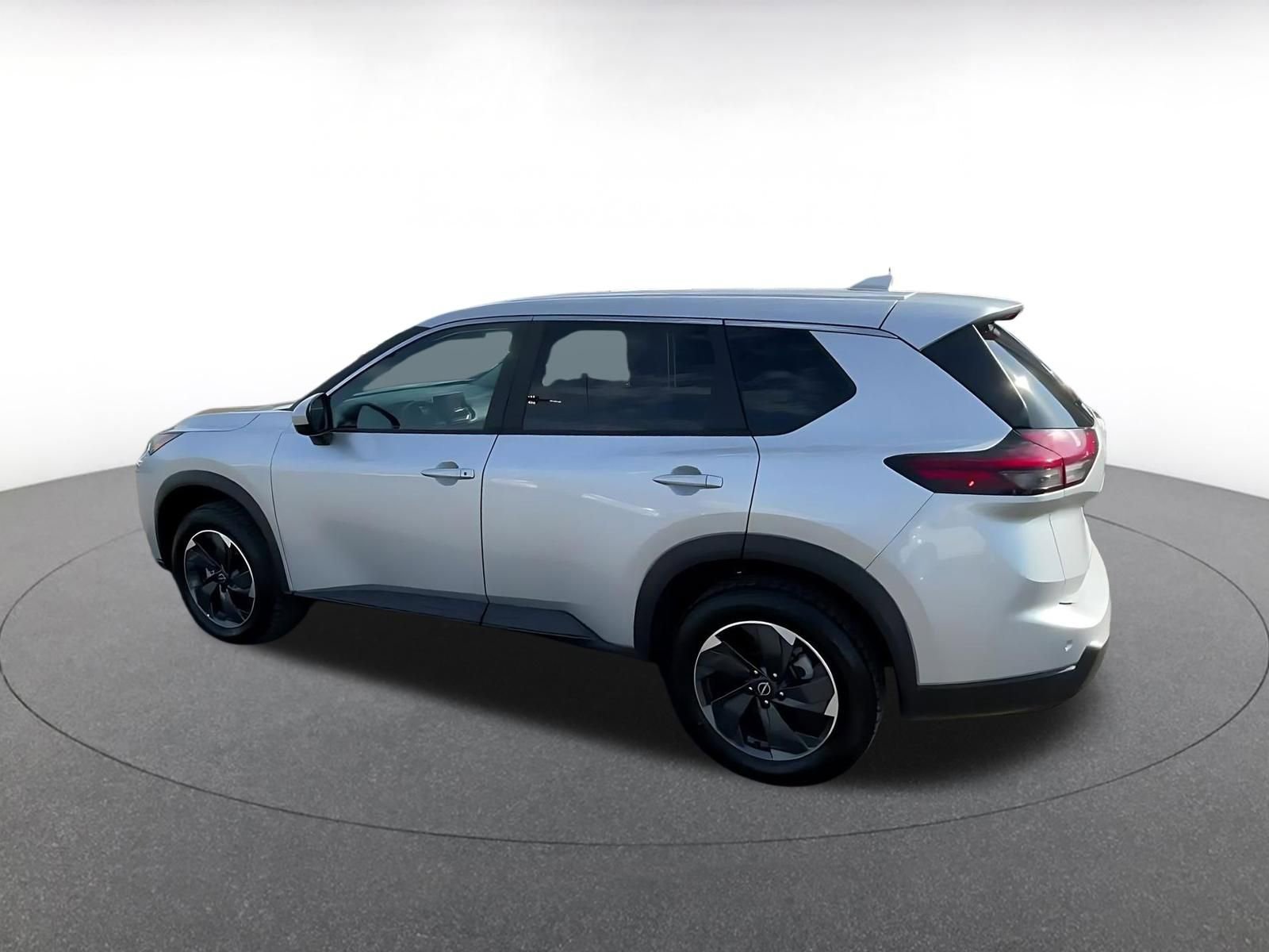 Thumbnail: 2025 Nissan Rogue - 10
