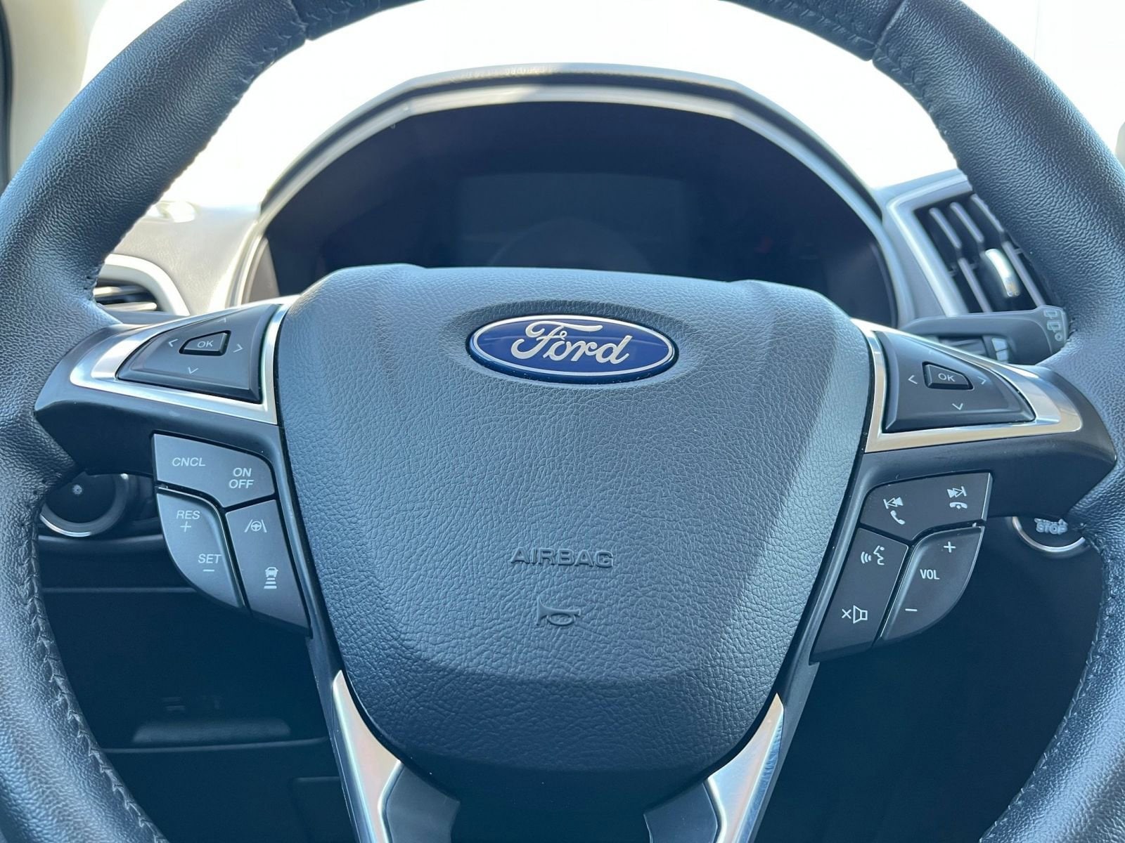 Thumbnail: 2024 Ford Edge - 28
