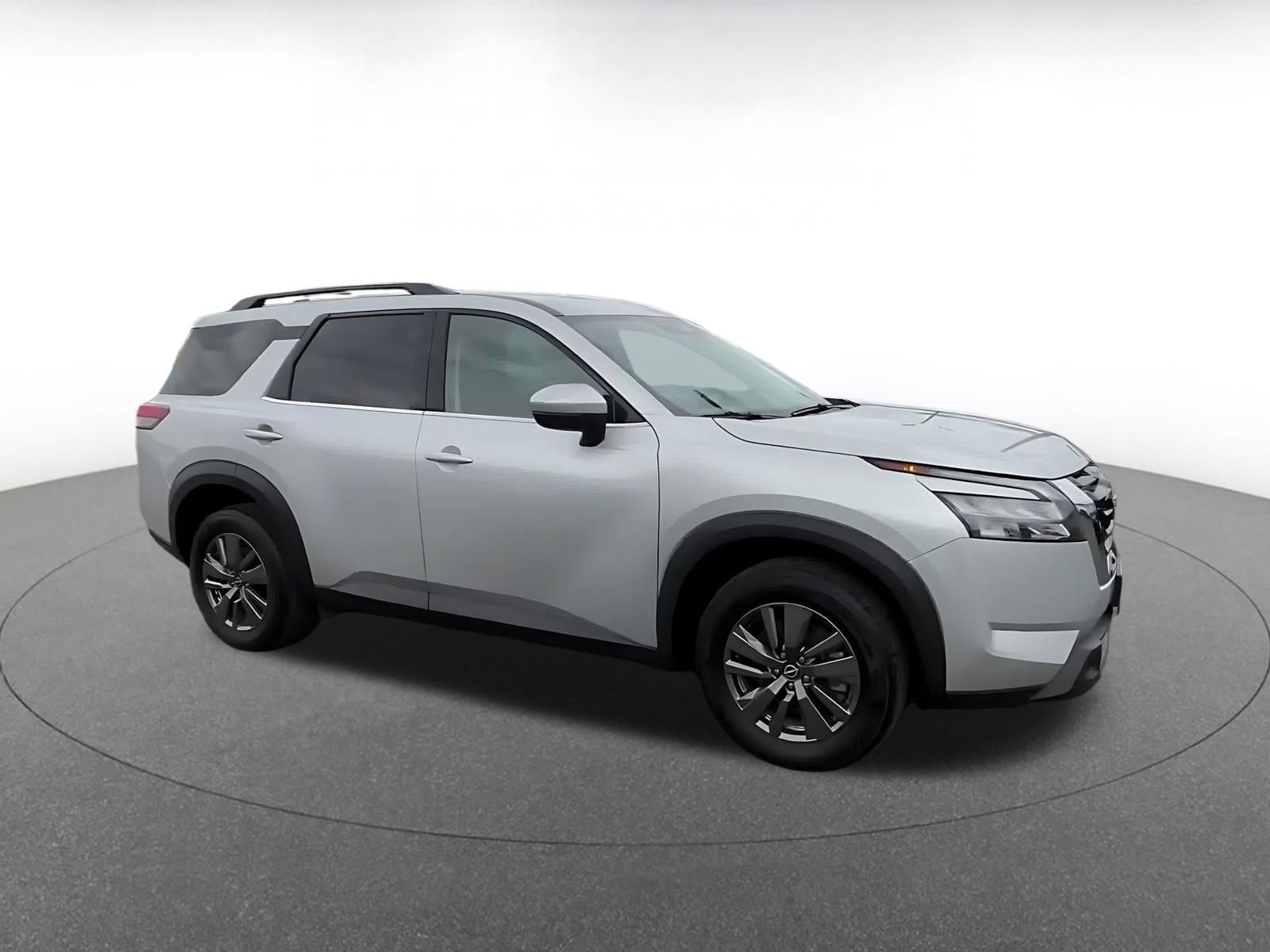 Thumbnail: 2025 Nissan Pathfinder - 2