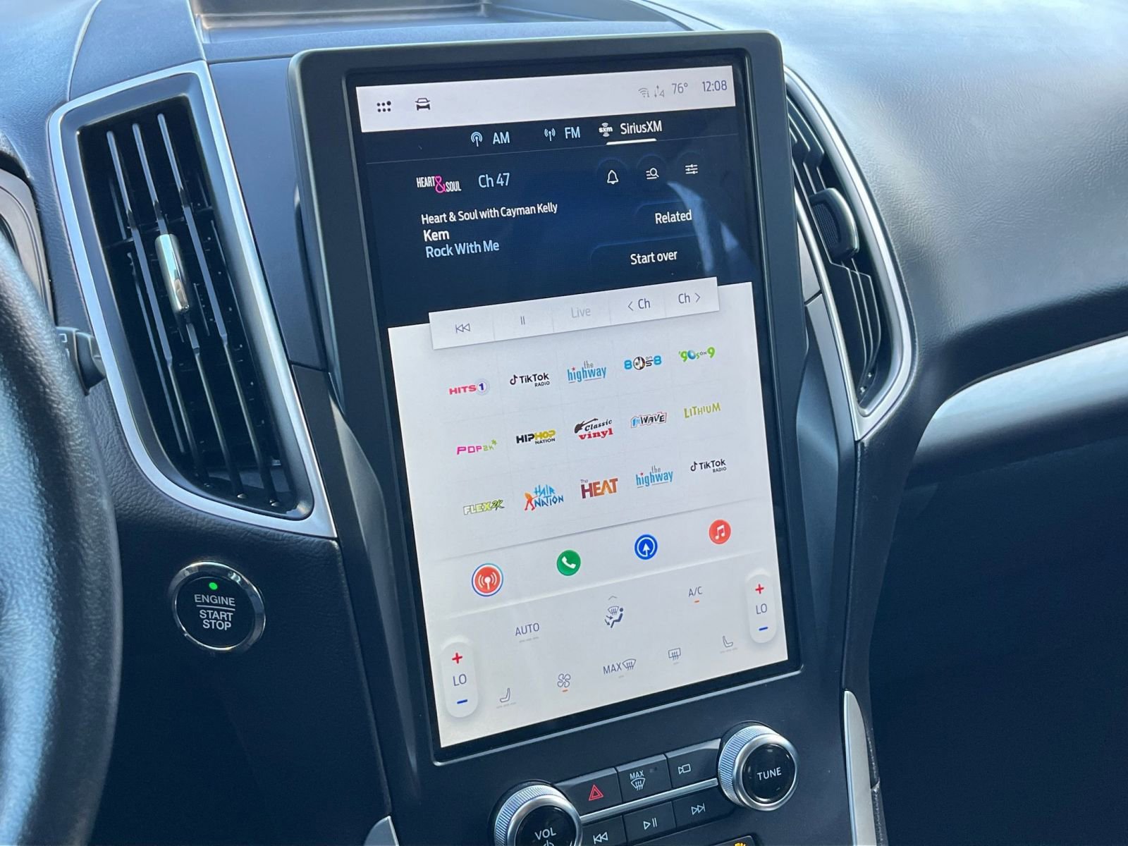 Thumbnail: 2024 Ford Edge - 21