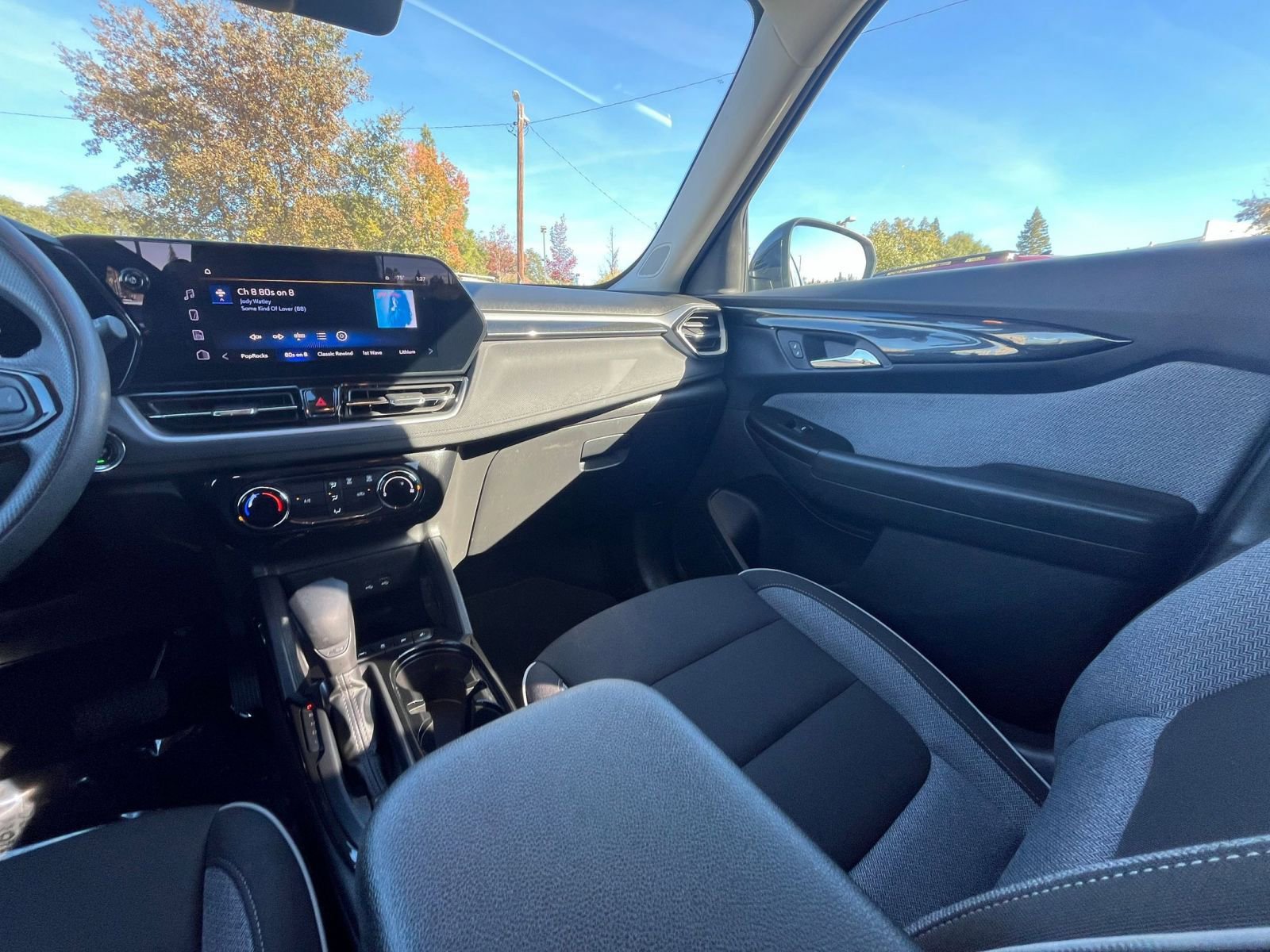 Thumbnail: 2025 Chevrolet TrailBlazer - 33