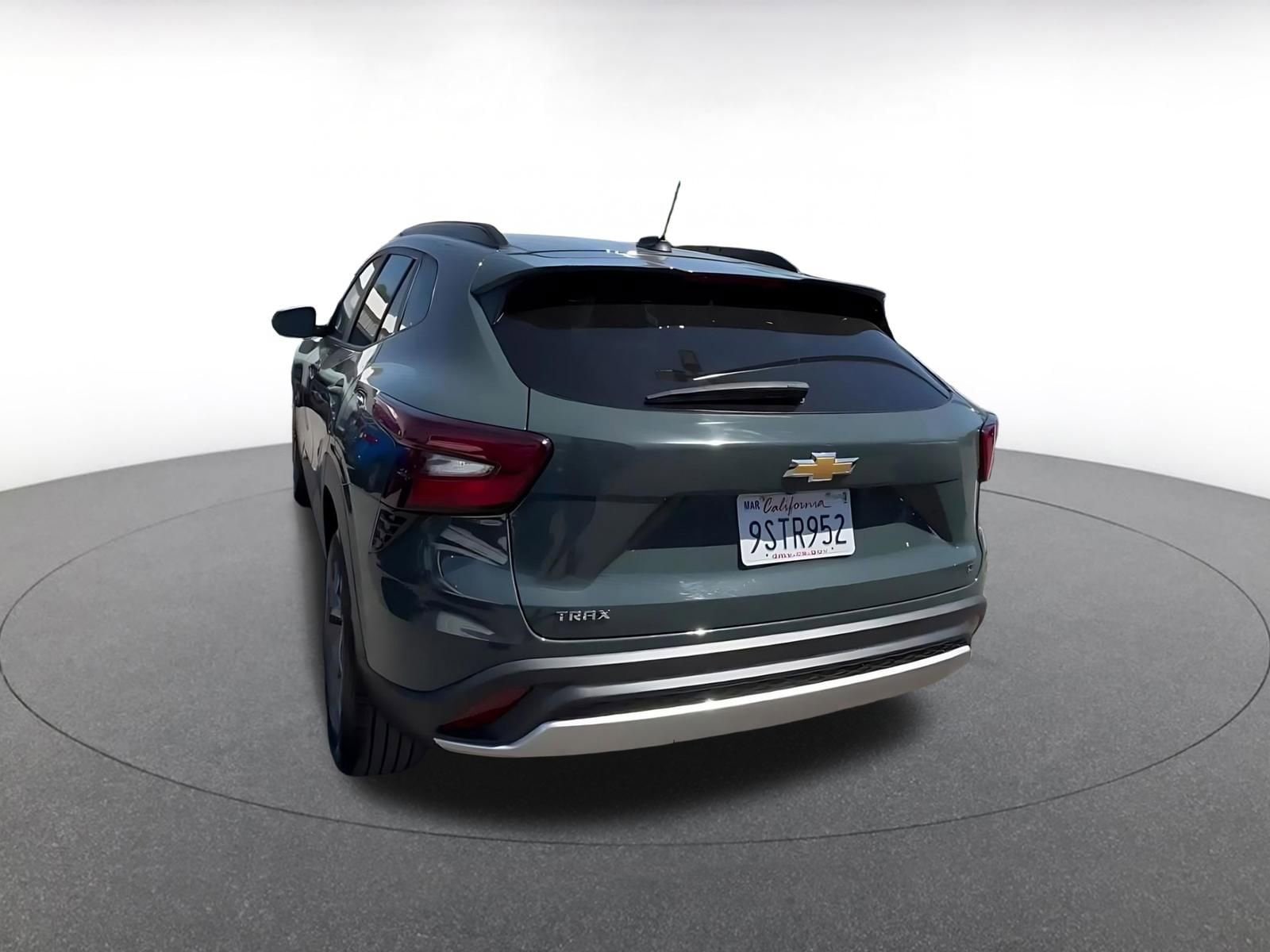 Thumbnail: 2025 Chevrolet Trax - 11
