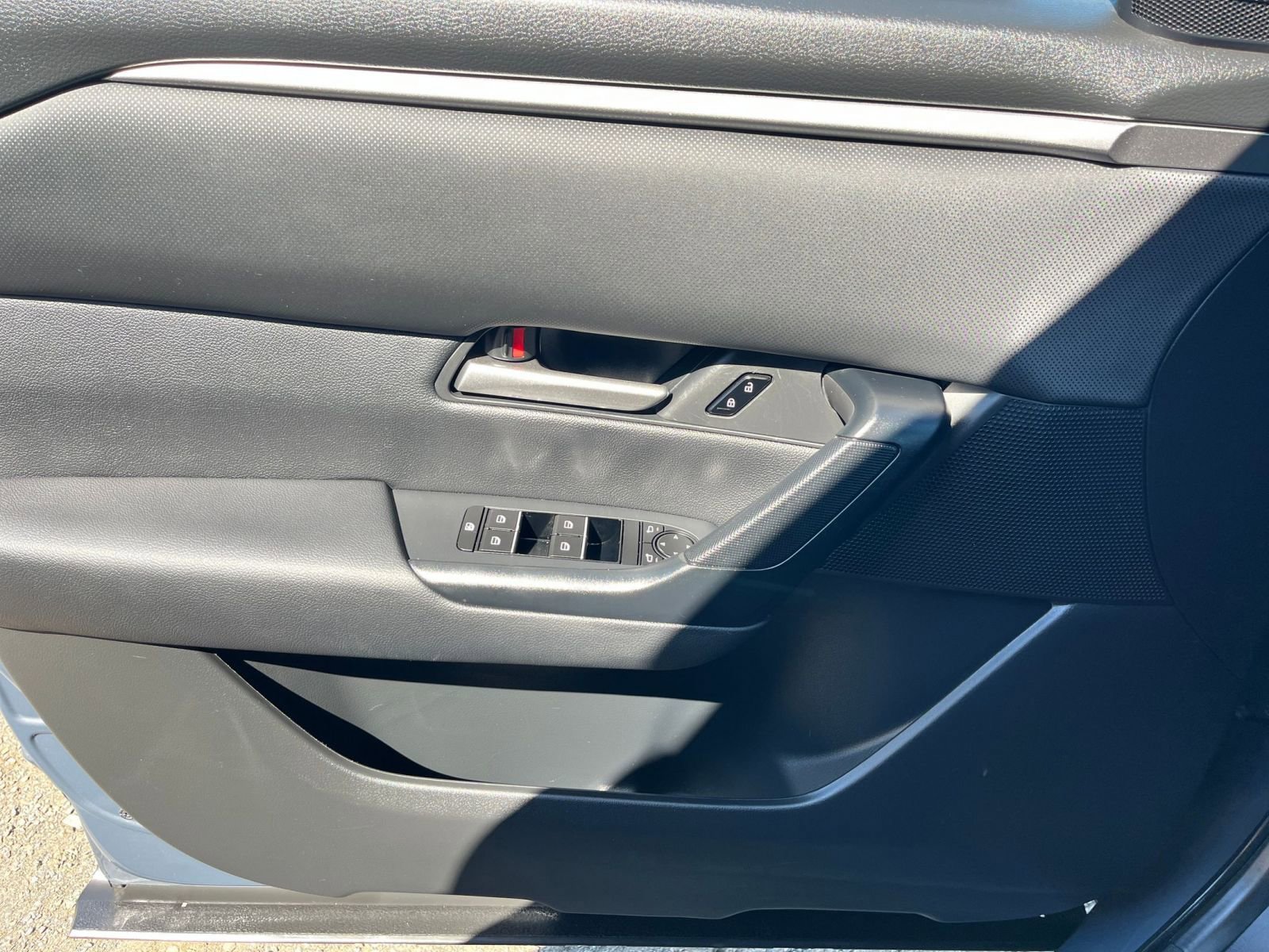 Thumbnail: 2025 Mazda CX-50 - 20