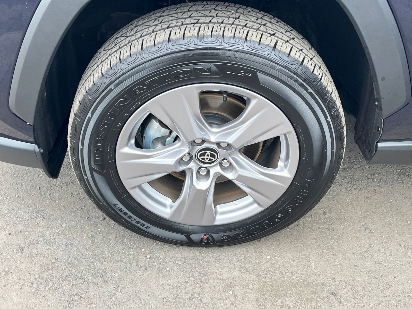 Thumbnail: 2025 Toyota RAV4 - 31