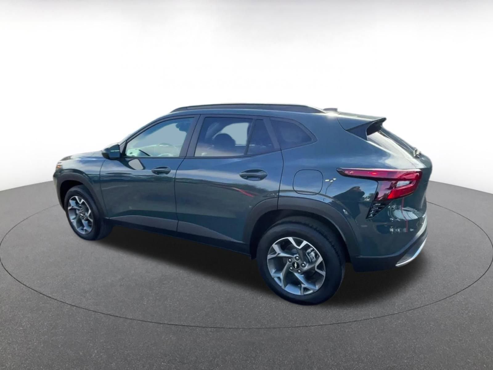 Thumbnail: 2025 Chevrolet Trax - 10