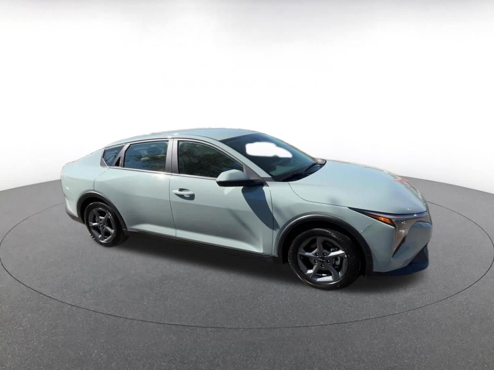 Thumbnail: 2025 Kia K4 - 2