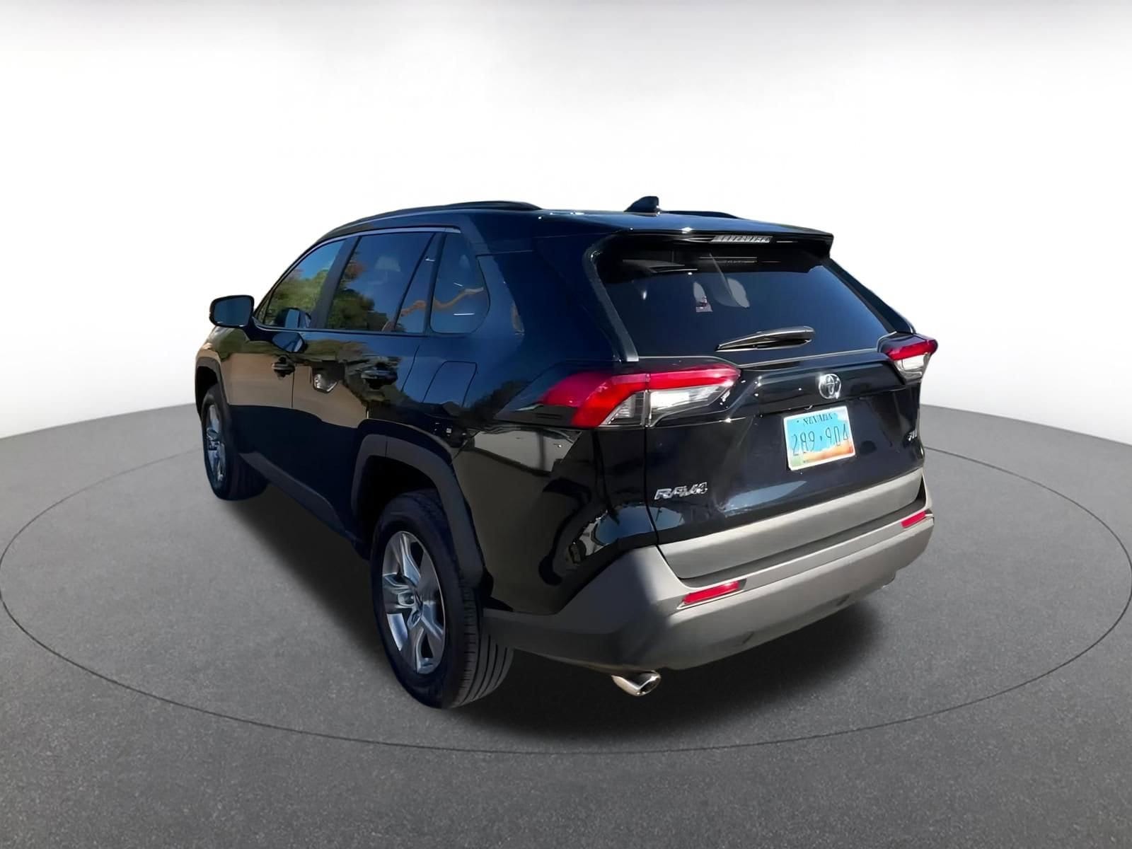 Thumbnail: 2025 Toyota RAV4 - 18