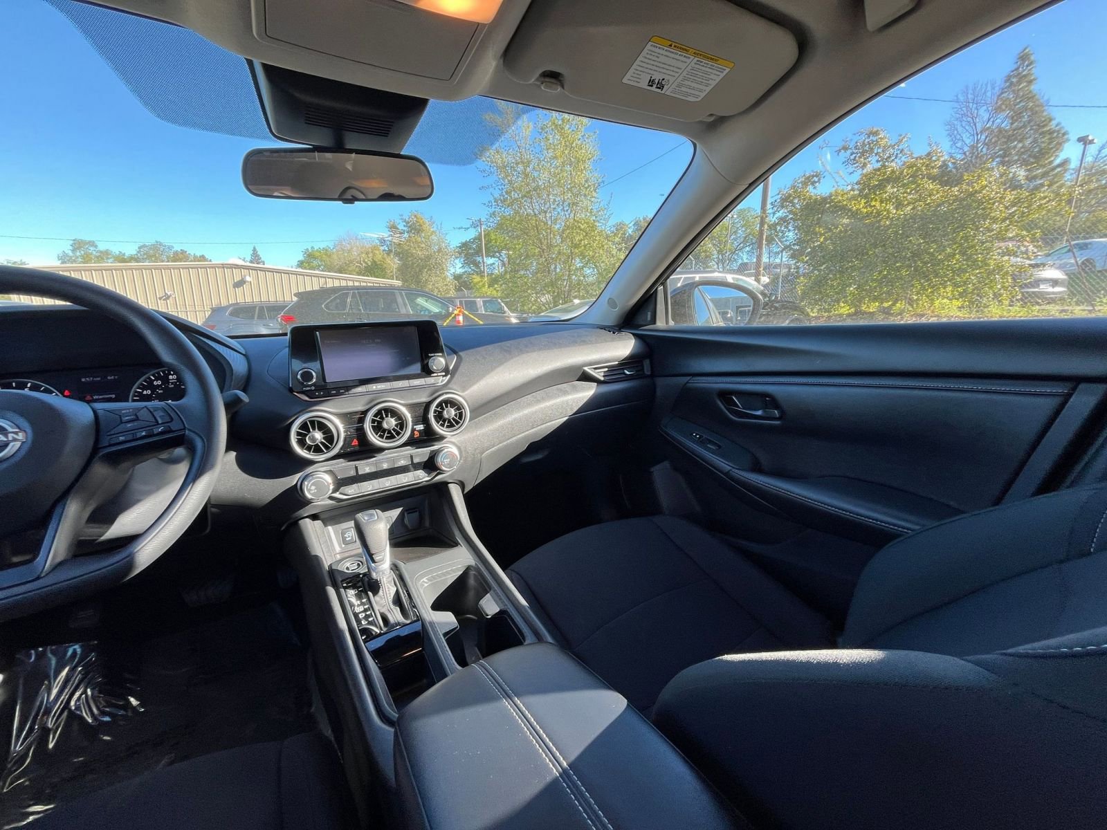 Thumbnail: 2025 Nissan Sentra - 33