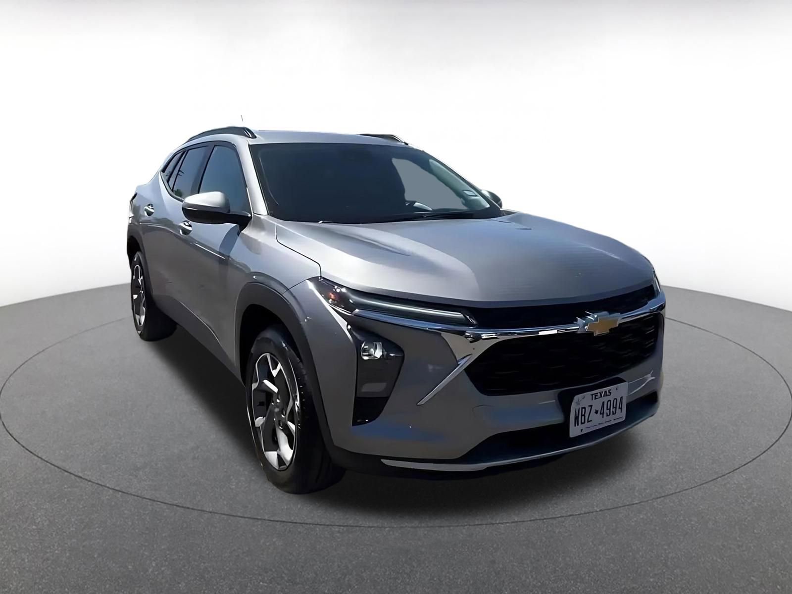 Thumbnail: 2025 Chevrolet Trax - 3