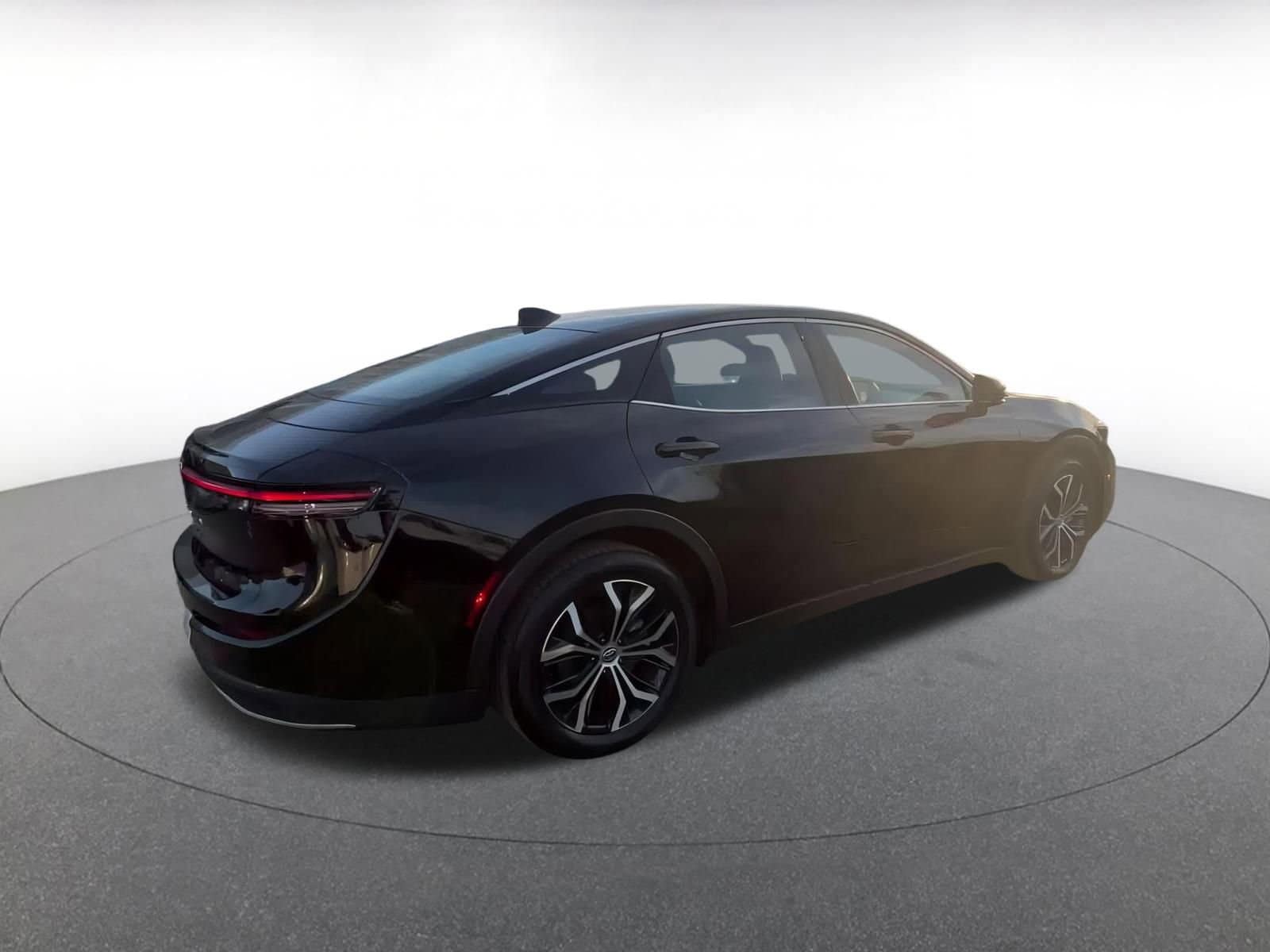 Thumbnail: 2025 Toyota Crown - 21