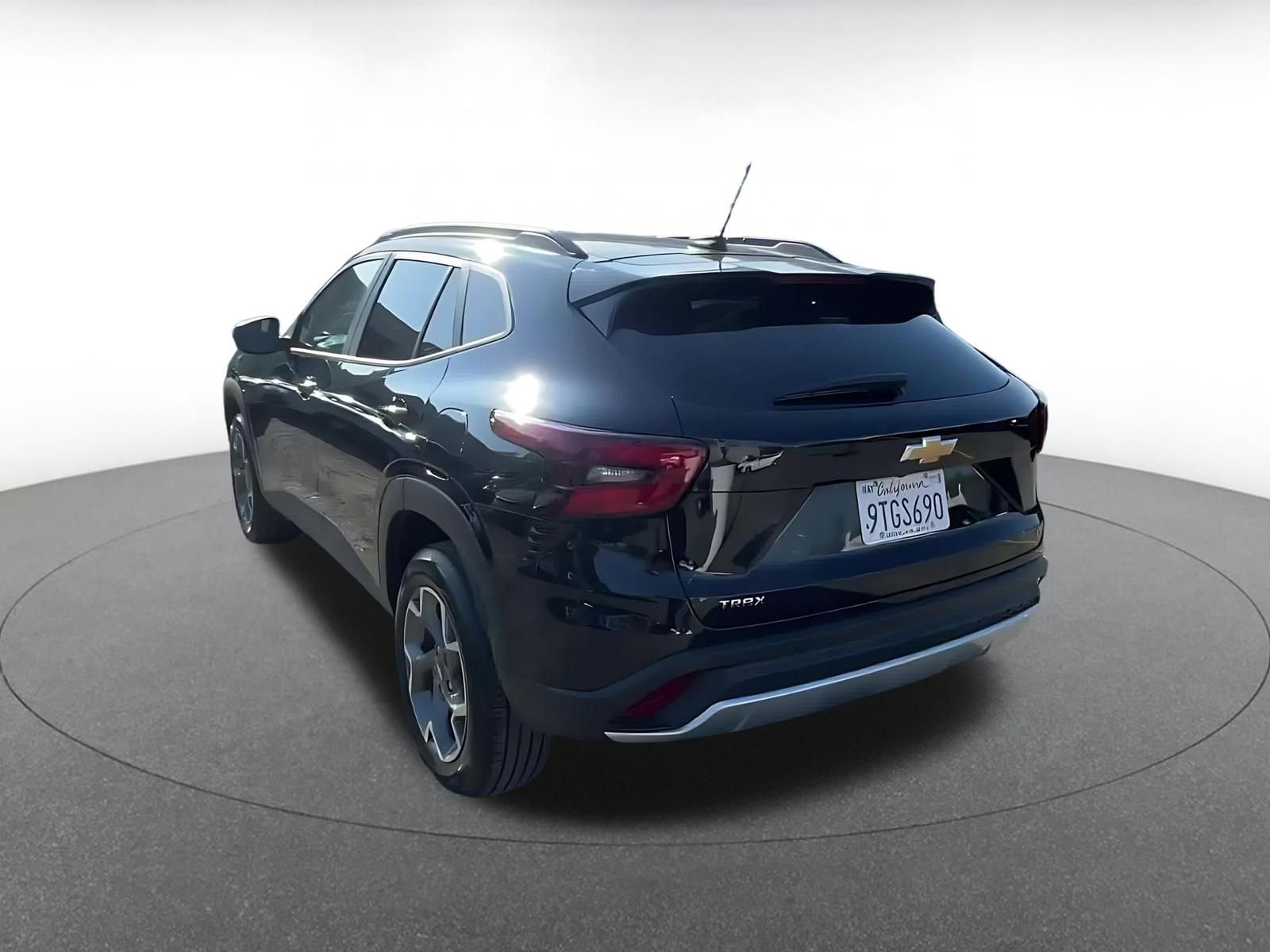 Thumbnail: 2025 Chevrolet Trax - 11