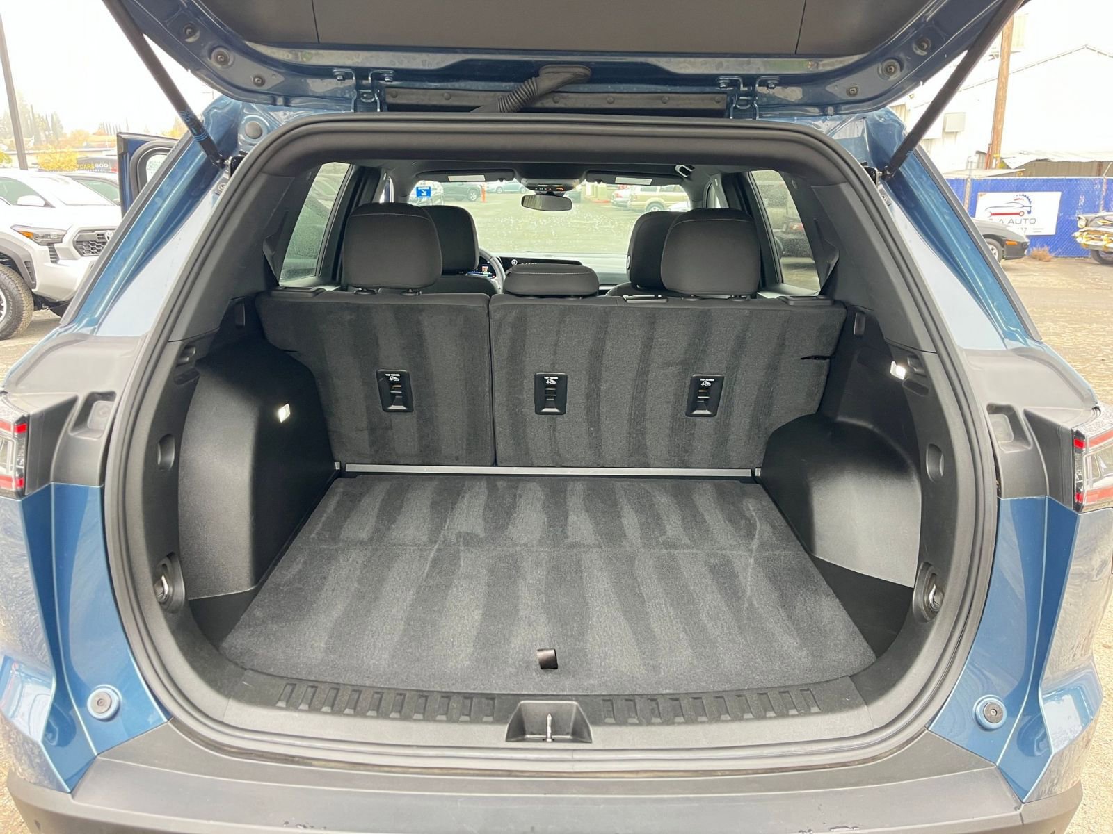 Thumbnail: 2025 Chevrolet Equinox - 30