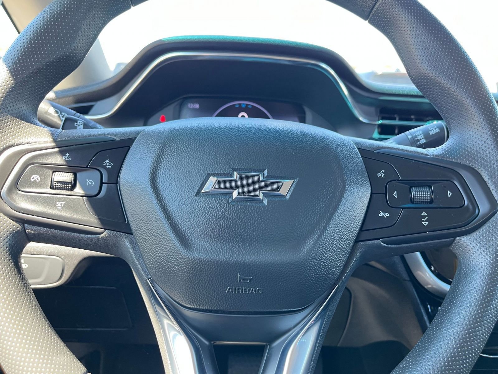 Thumbnail: 2023 Chevrolet Bolt EV - 29