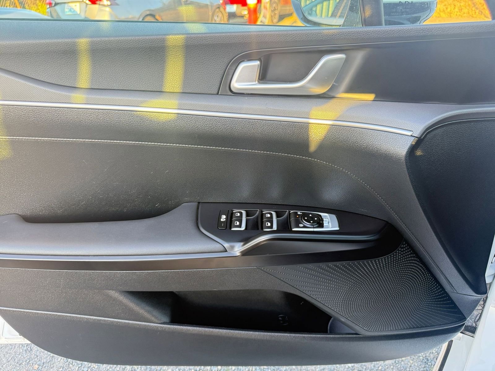 Thumbnail: 2025 Kia K5 - 18