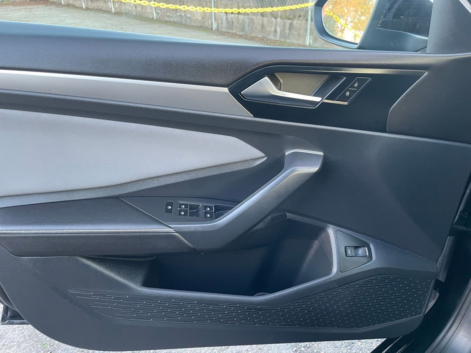 Thumbnail: 2025 Volkswagen Jetta - 18