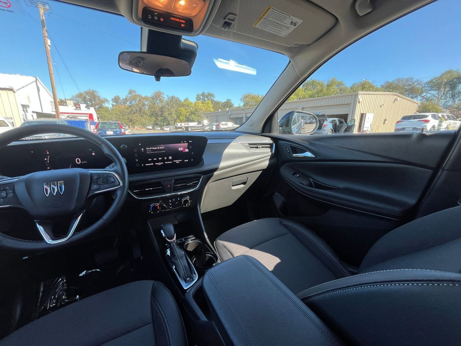 Thumbnail: 2025 Buick Encore GX - 34