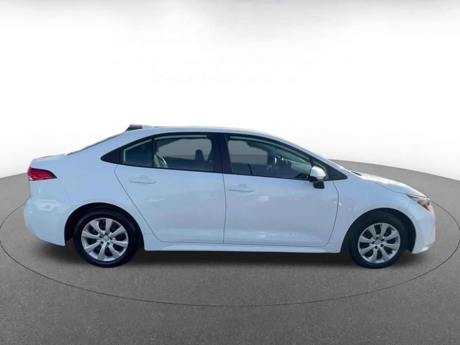 Thumbnail: 2025 Toyota Corolla - 16