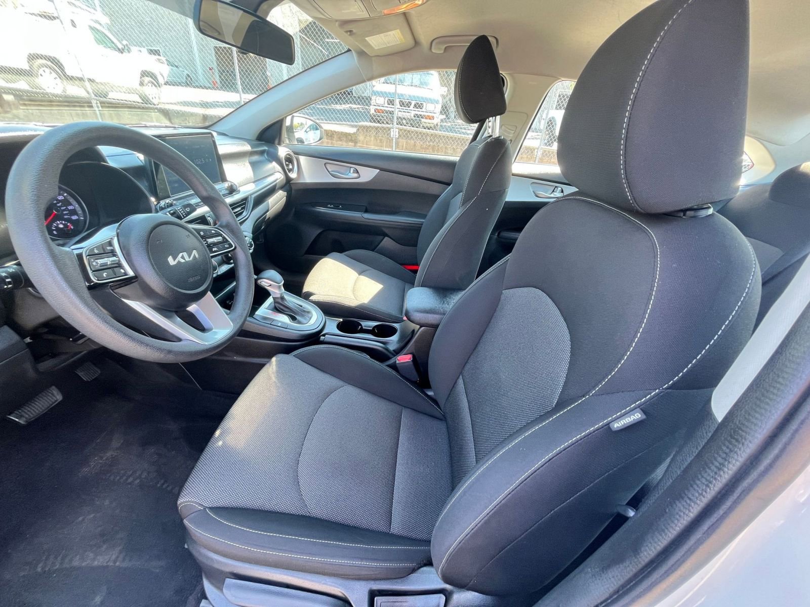 Thumbnail: 2023 Kia Forte - 24