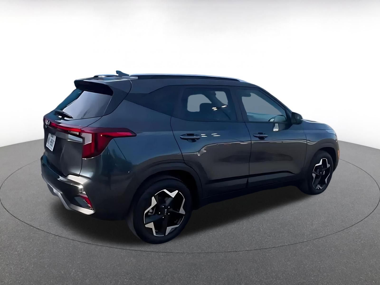 Thumbnail: 2025 Kia Seltos - 14