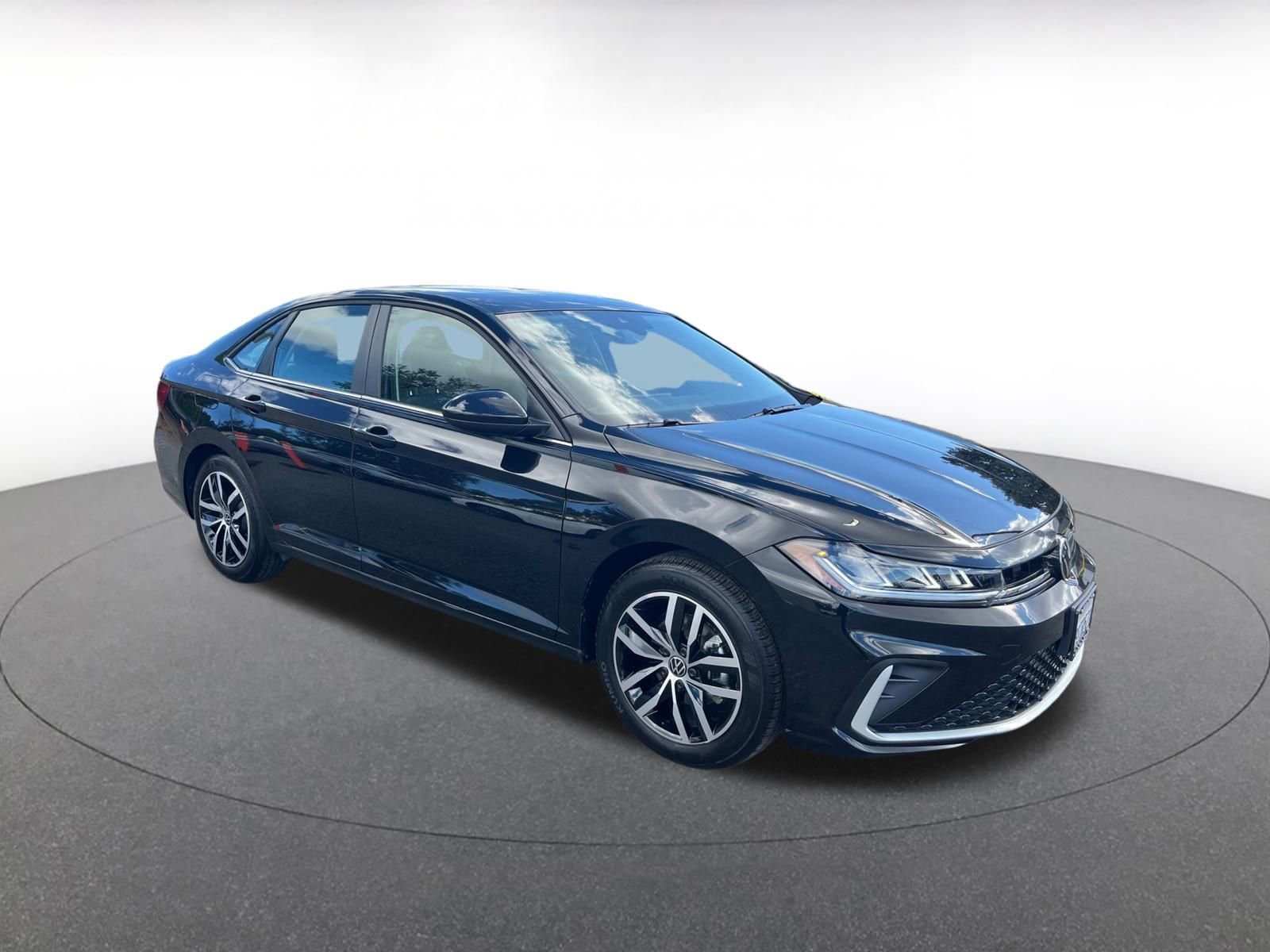 Thumbnail: 2025 Volkswagen Jetta - 1