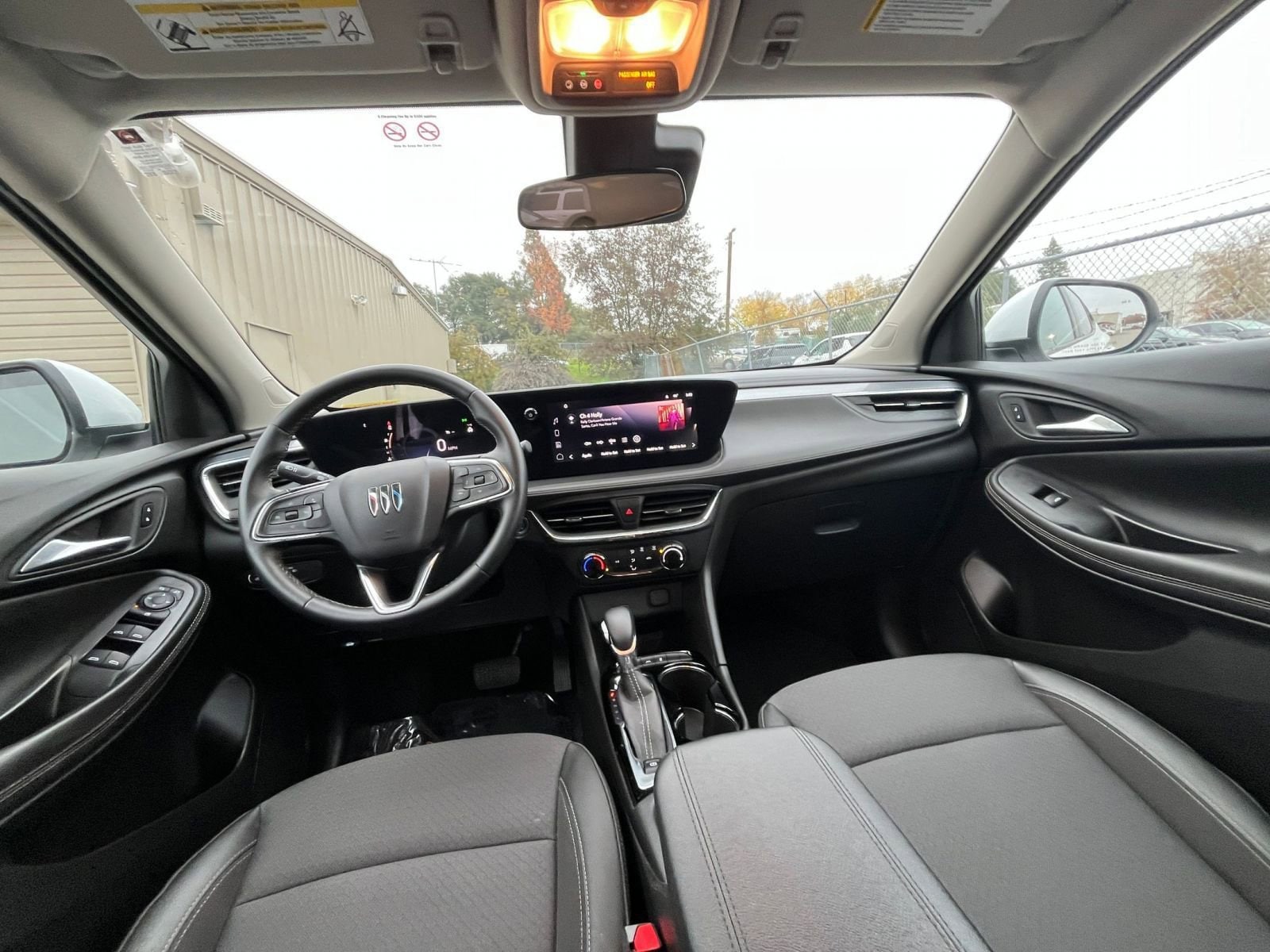 Thumbnail: 2025 Buick Encore GX - 31