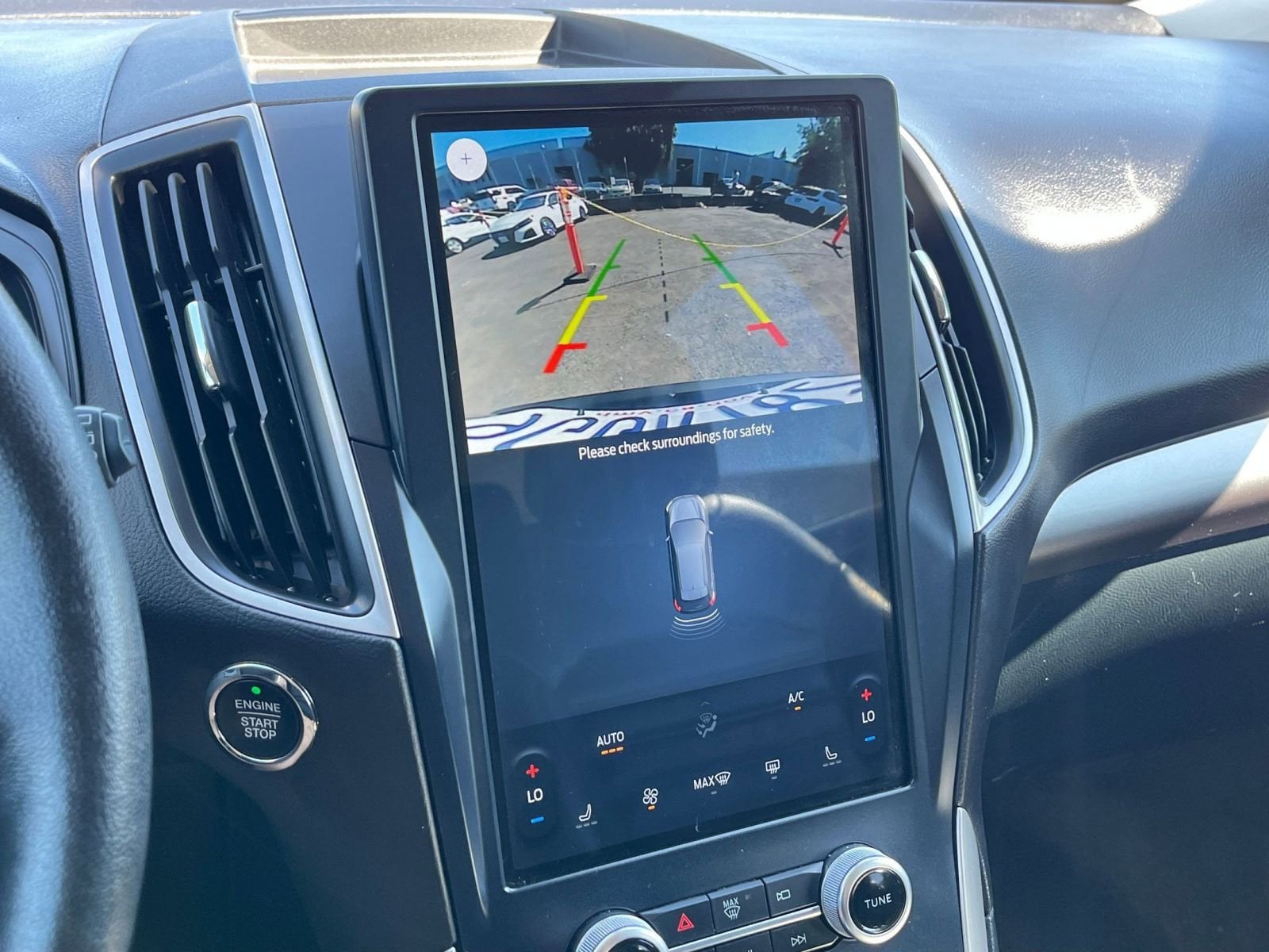 Thumbnail: 2023 Ford Edge - 17