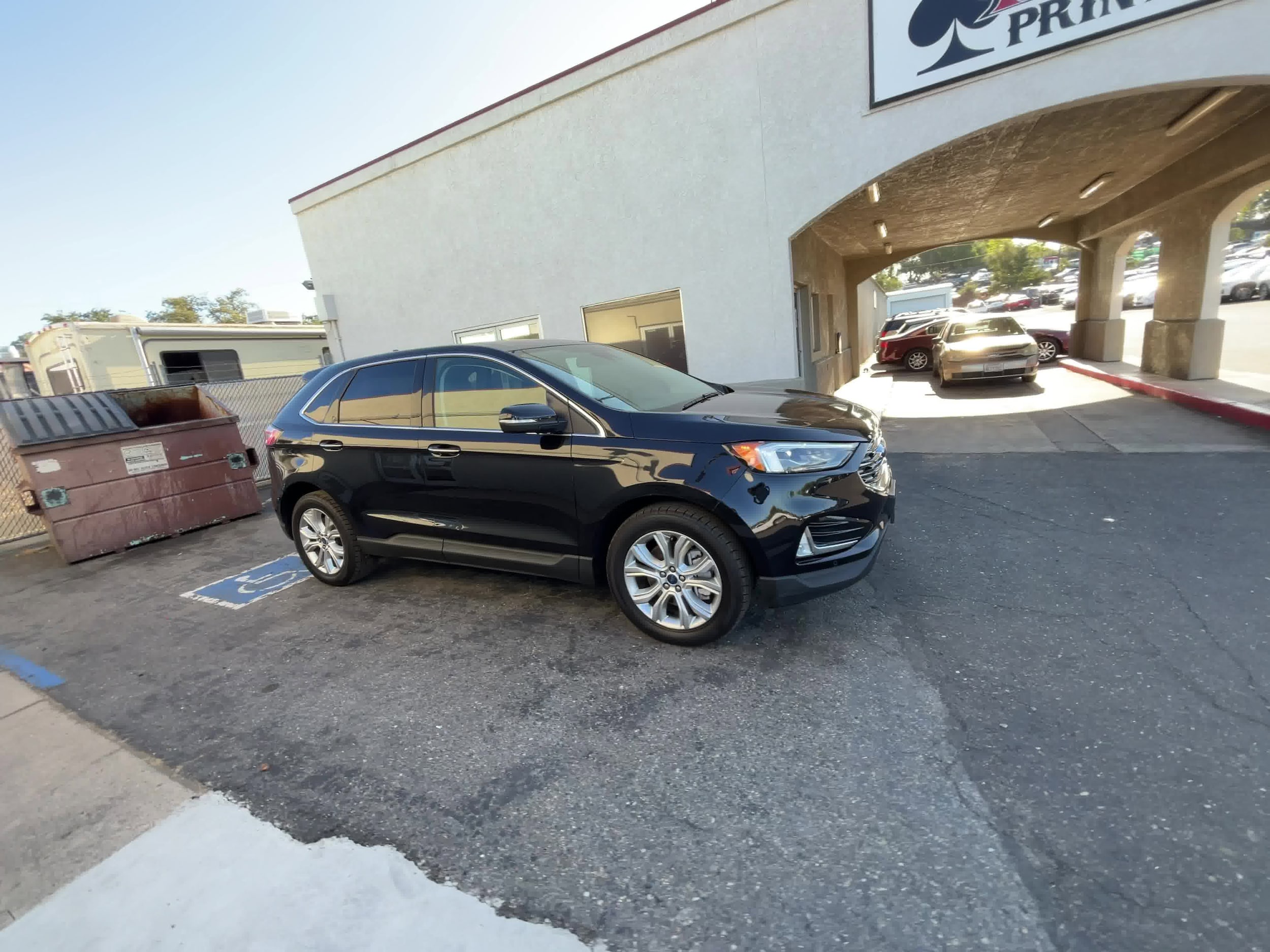 2022 Ford Edge Titanium 2