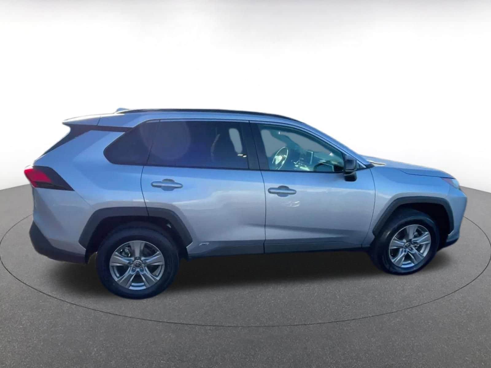 Thumbnail: 2025 Toyota RAV4 - 16