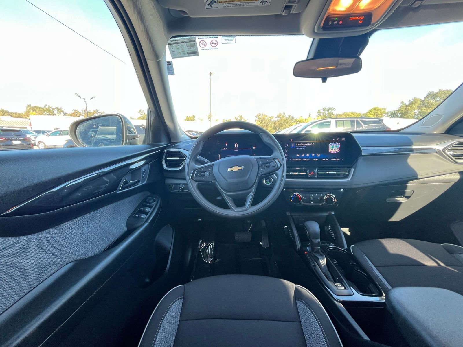 Thumbnail: 2025 Chevrolet TrailBlazer - 32