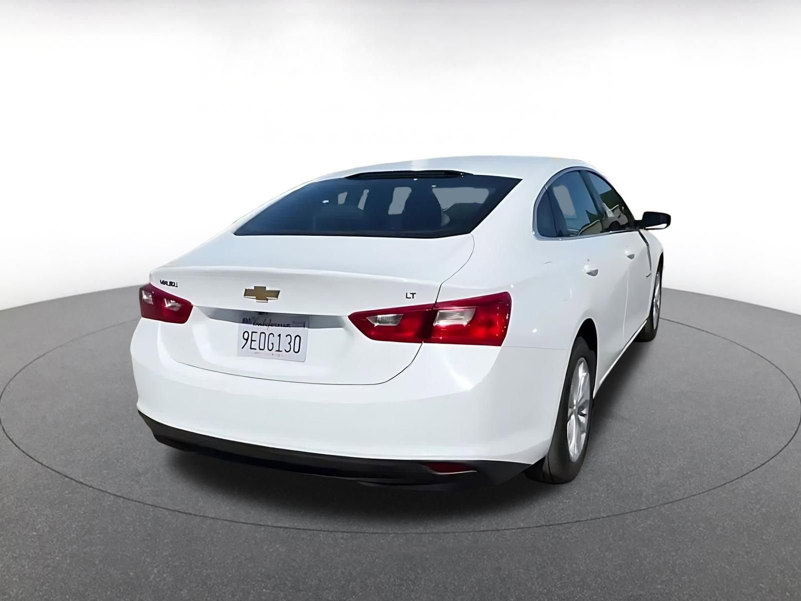 Thumbnail: 2023 Chevrolet Malibu - 15