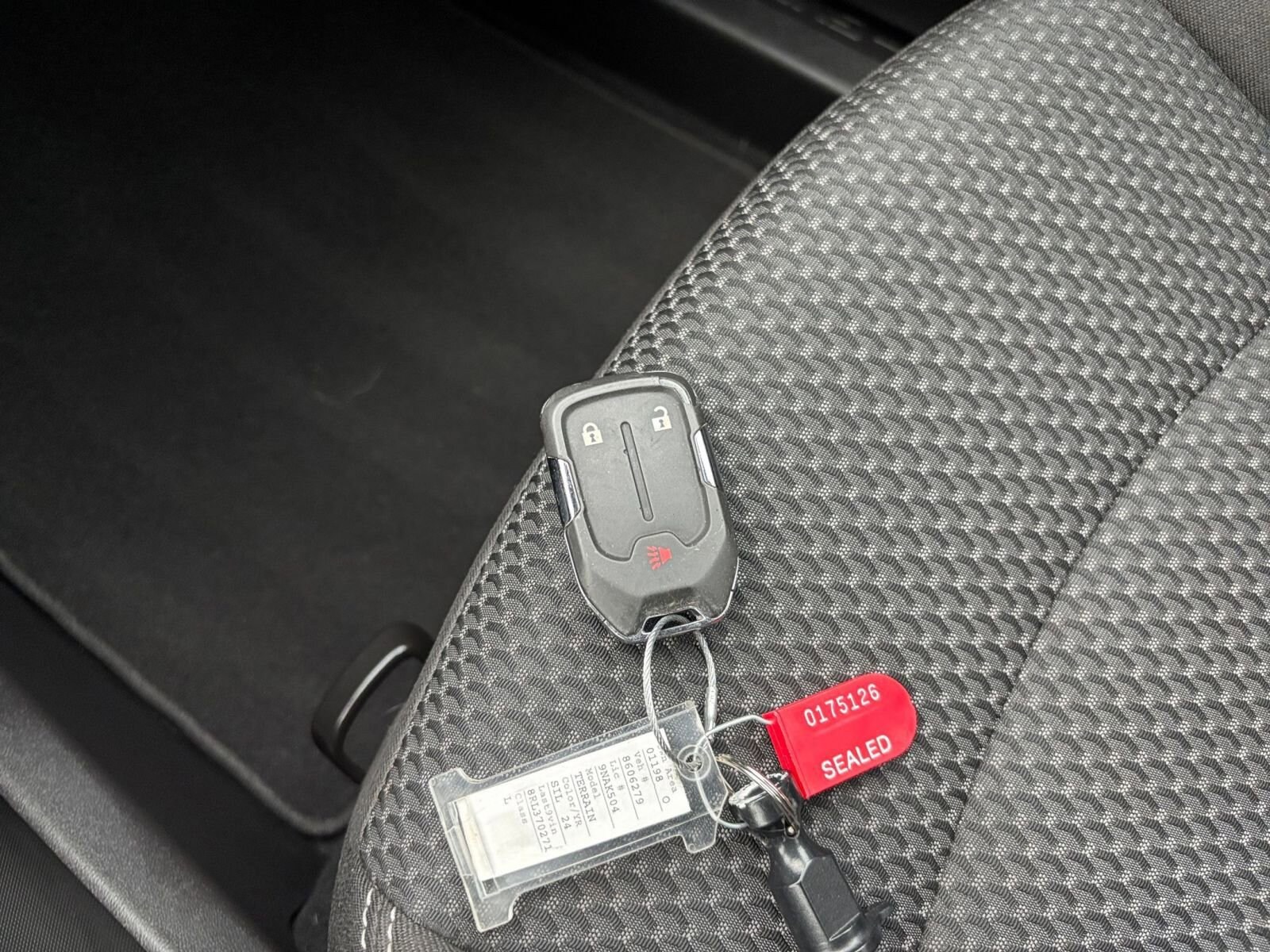 Thumbnail: 2024 GMC Terrain - 21