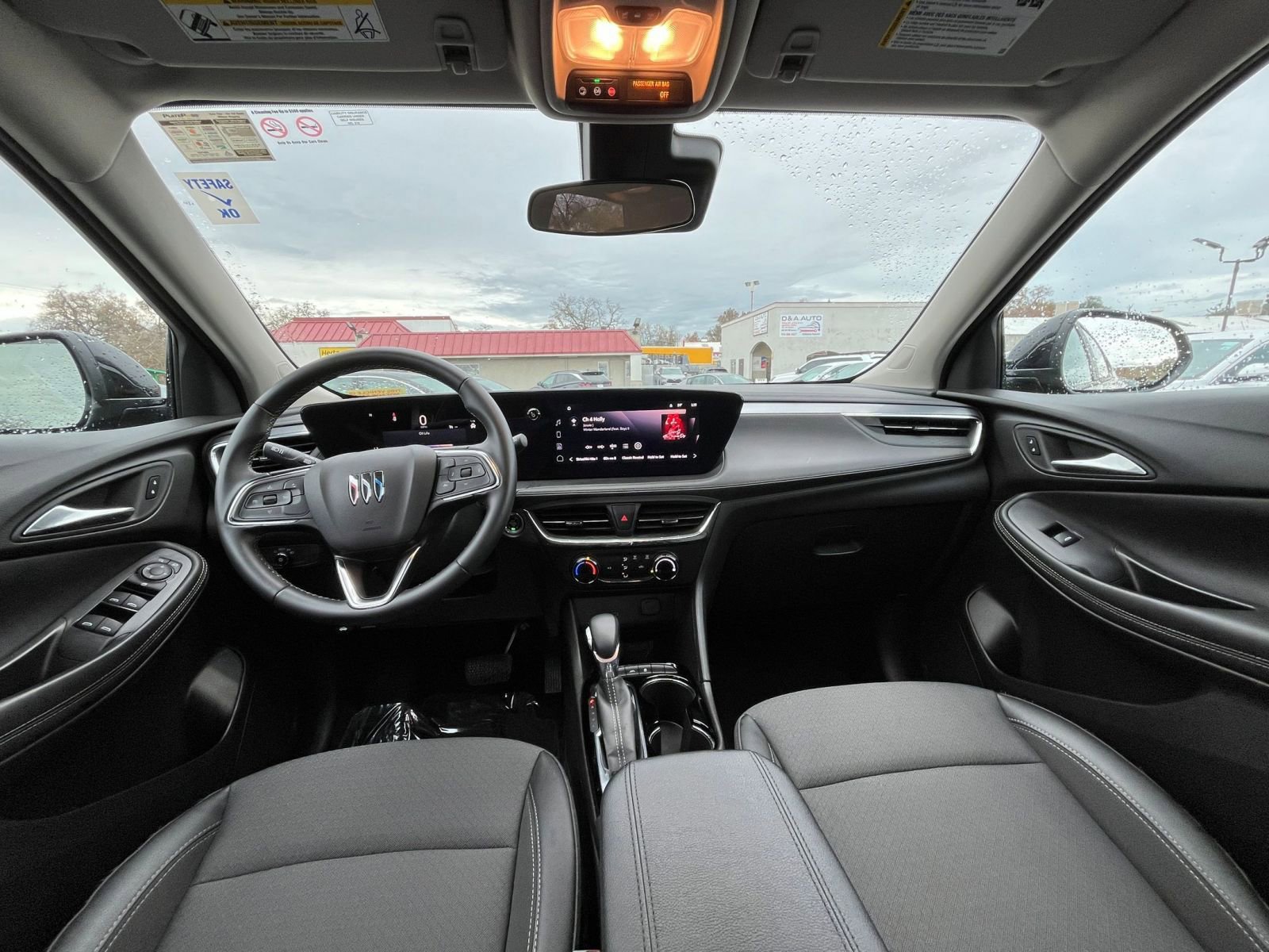 Thumbnail: 2025 Buick Encore GX - 31