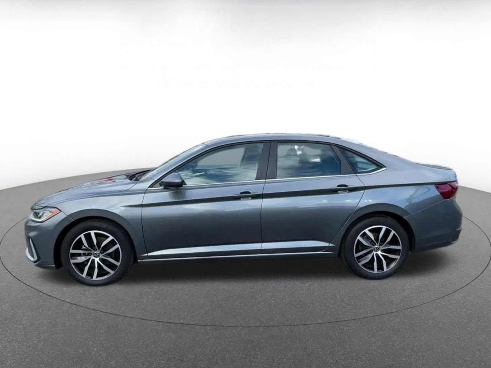 Thumbnail: 2025 Volkswagen Jetta - 9