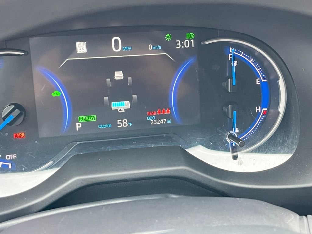 Thumbnail: 2025 Toyota RAV4 - 23