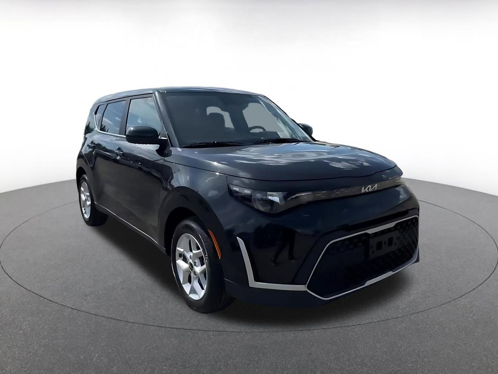 Thumbnail: 2025 Kia Soul - 3